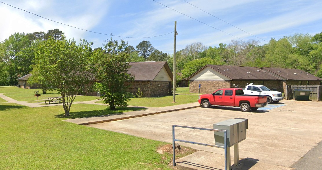 329 Marcus Street Property Photo 4