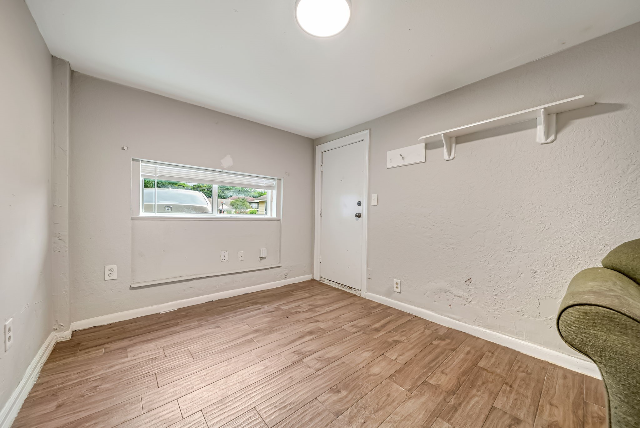 217 Johnson Street 1 Property Photo 8
