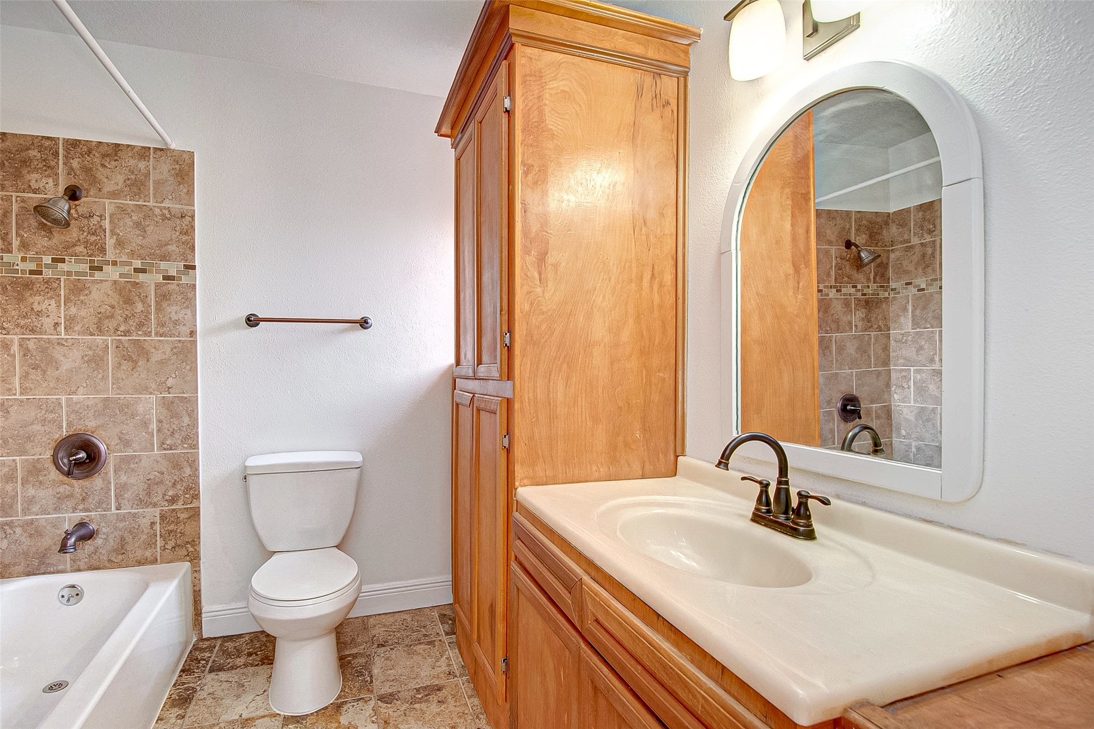 8312 Augustine Drive D Property Photo 25