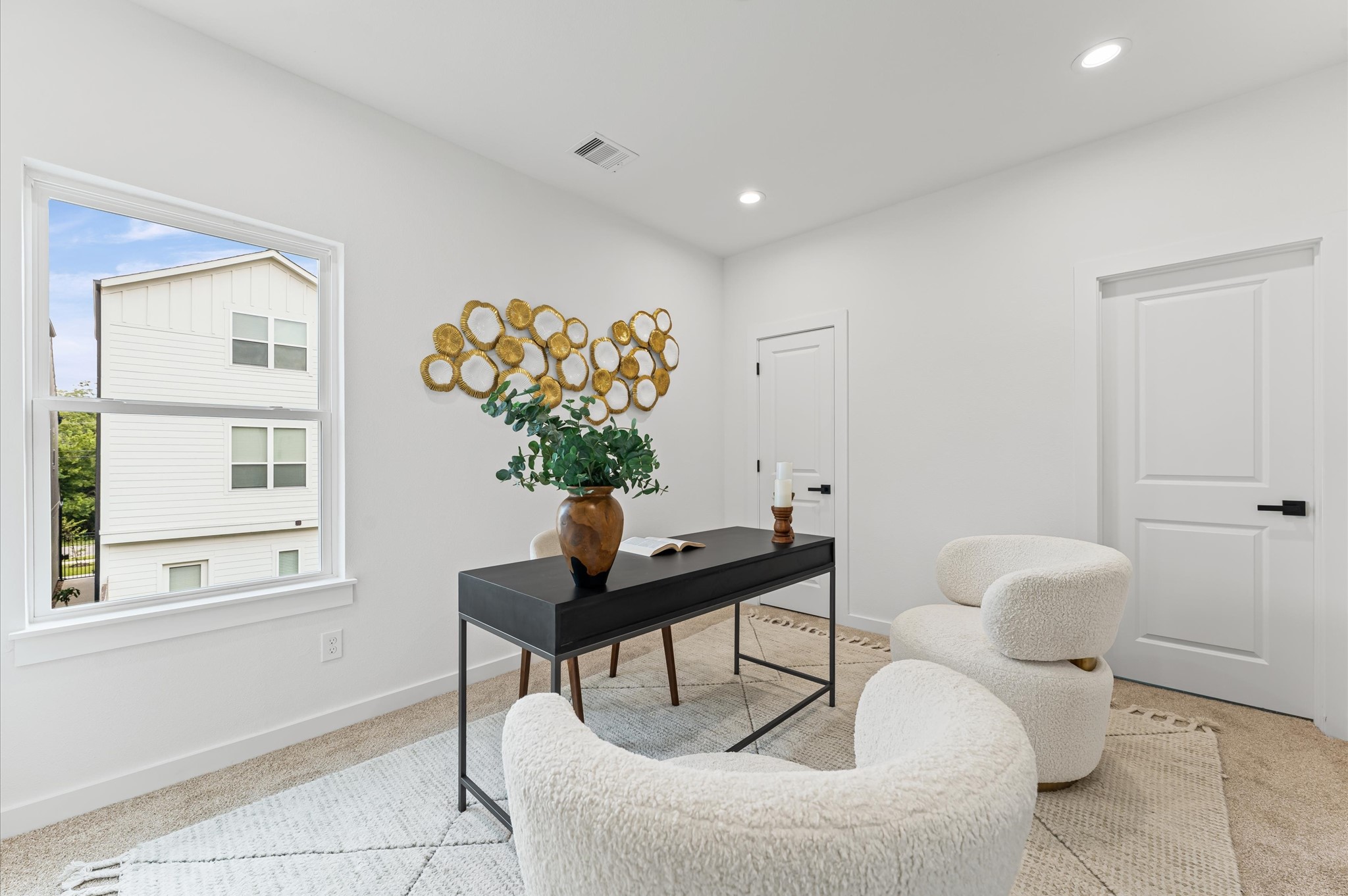 6421 Madrid Street Property Photo 20