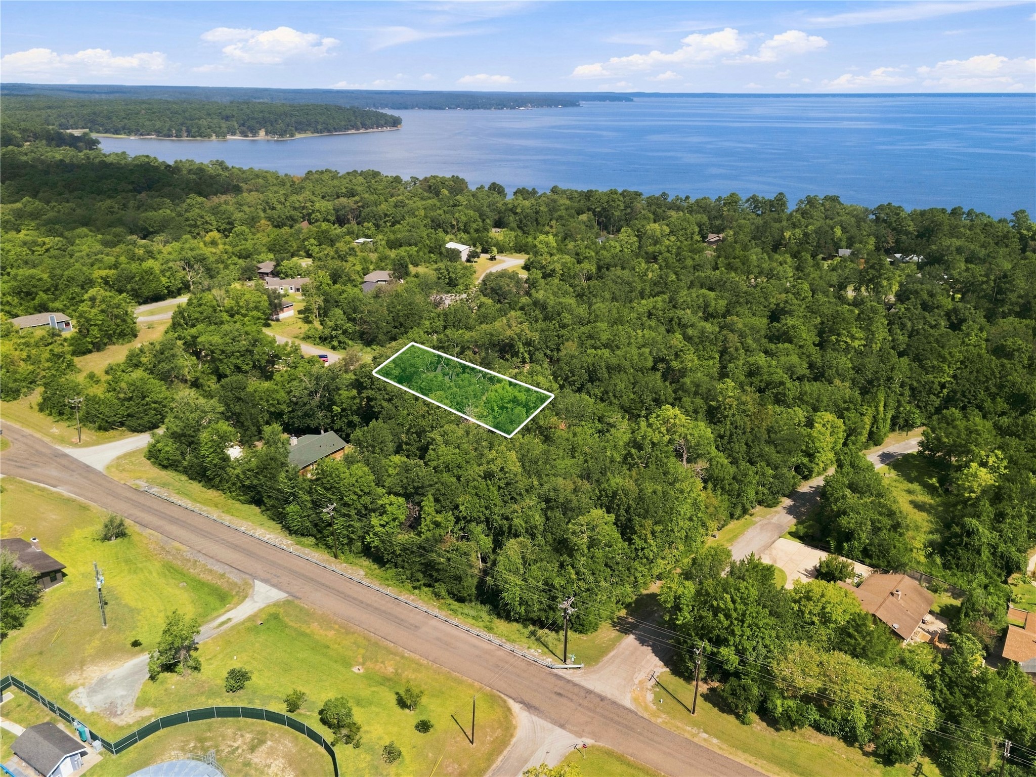 761 N Forest Cove Loop Property Photo 3