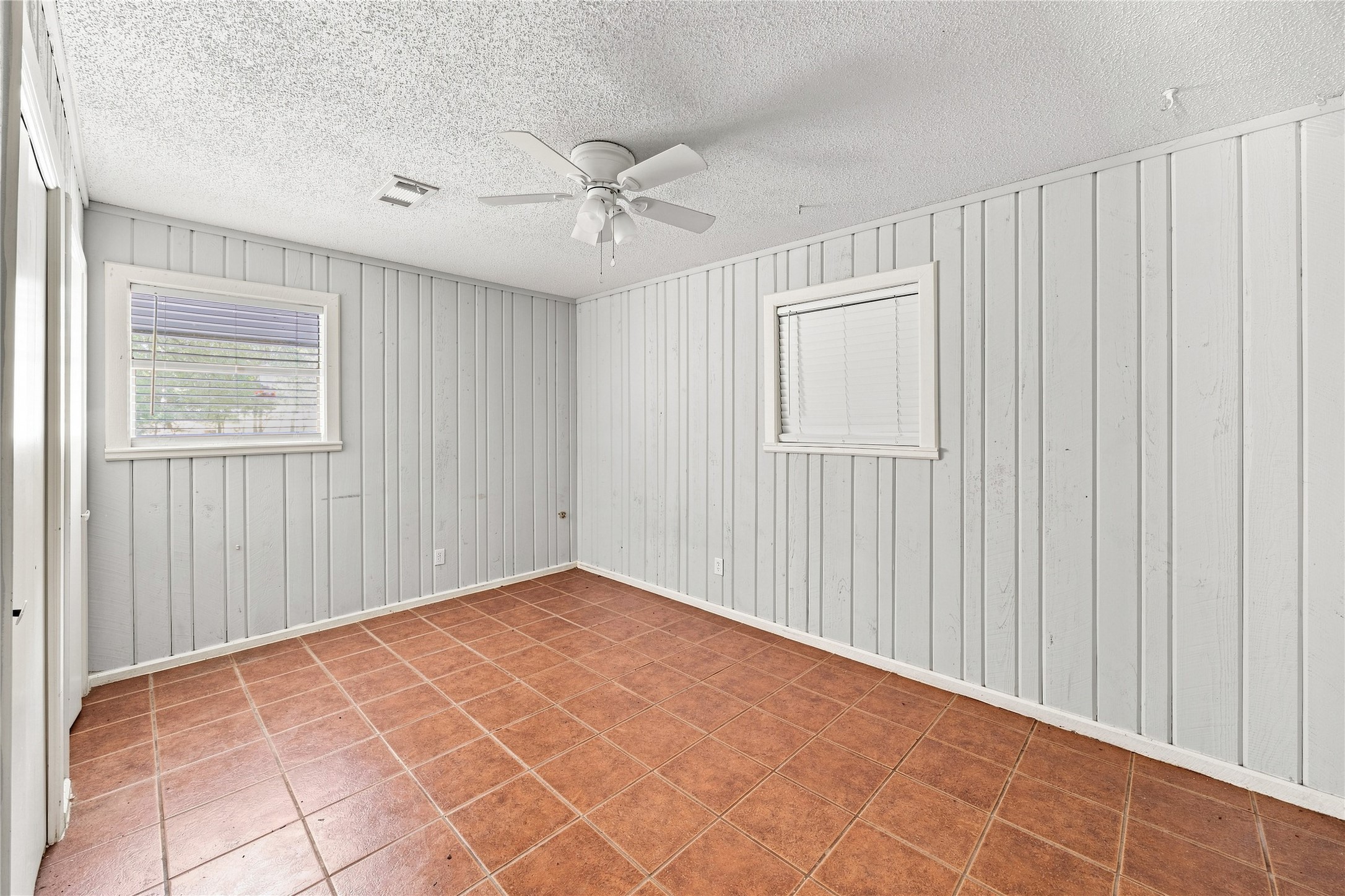 761 N Forest Cove Loop Property Photo 18