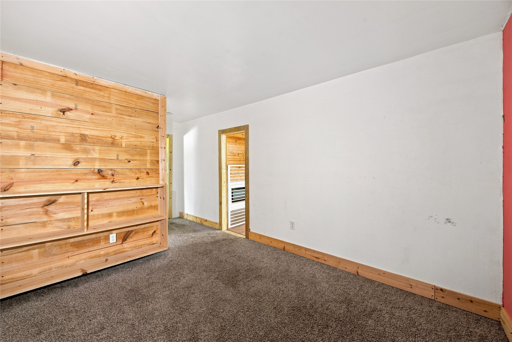 761 N Forest Cove Loop Property Photo 29