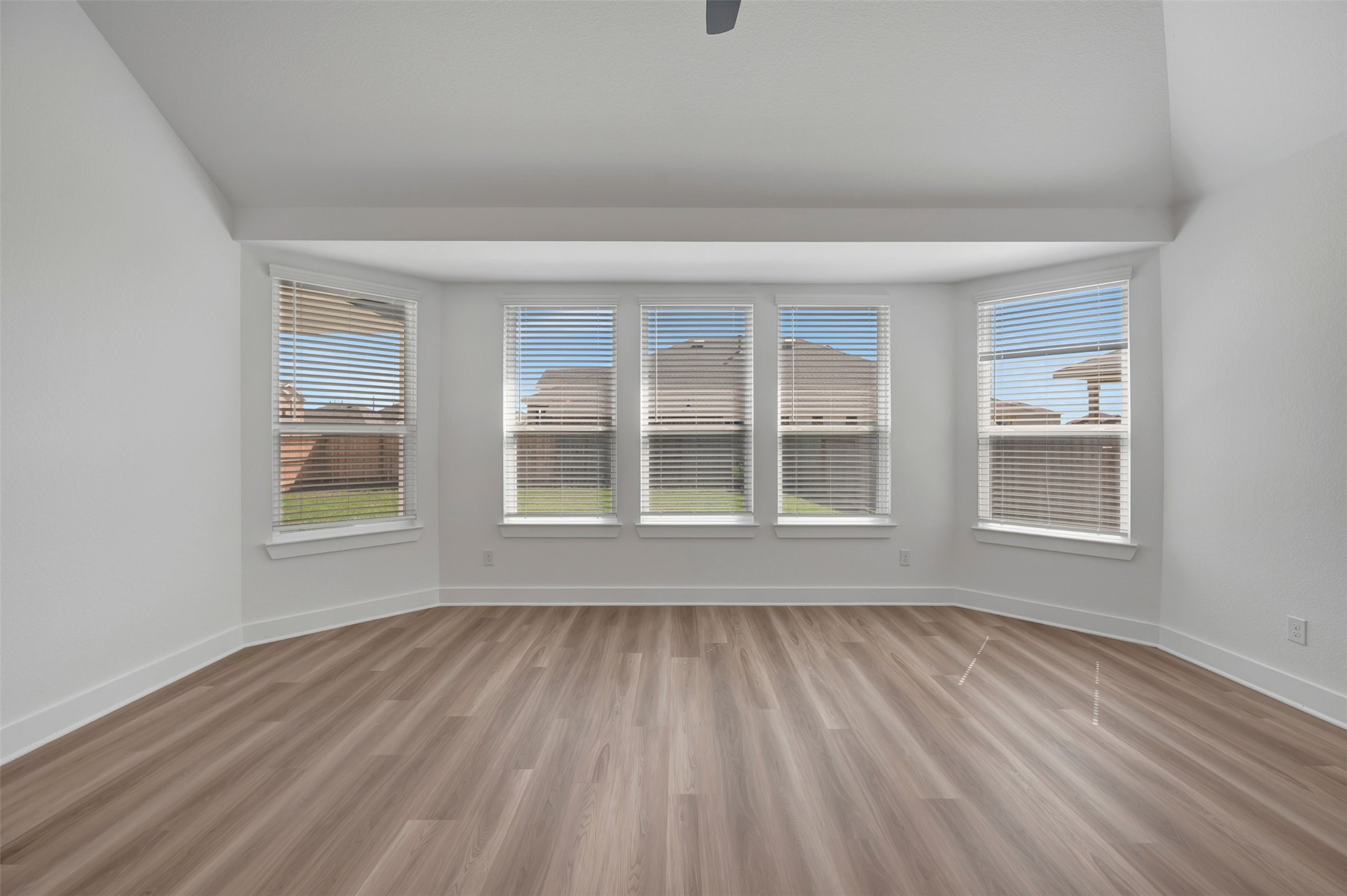 2014 Heather Ridge Way Property Photo 8