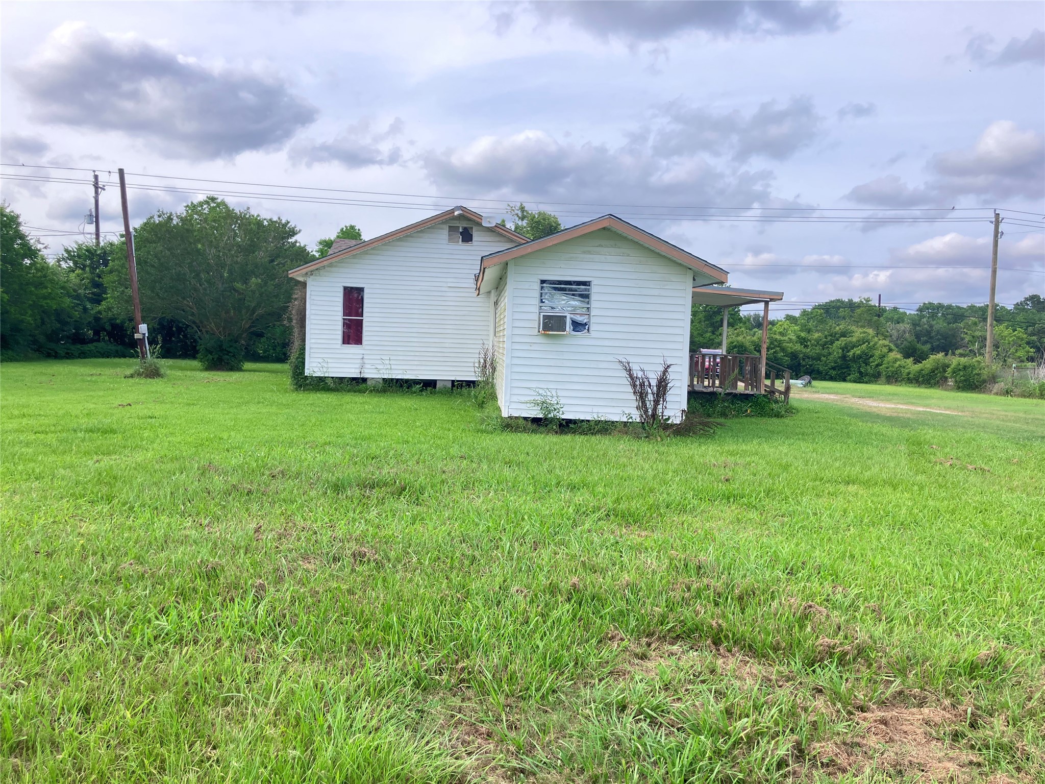 13007 28th Street Property Photo 5