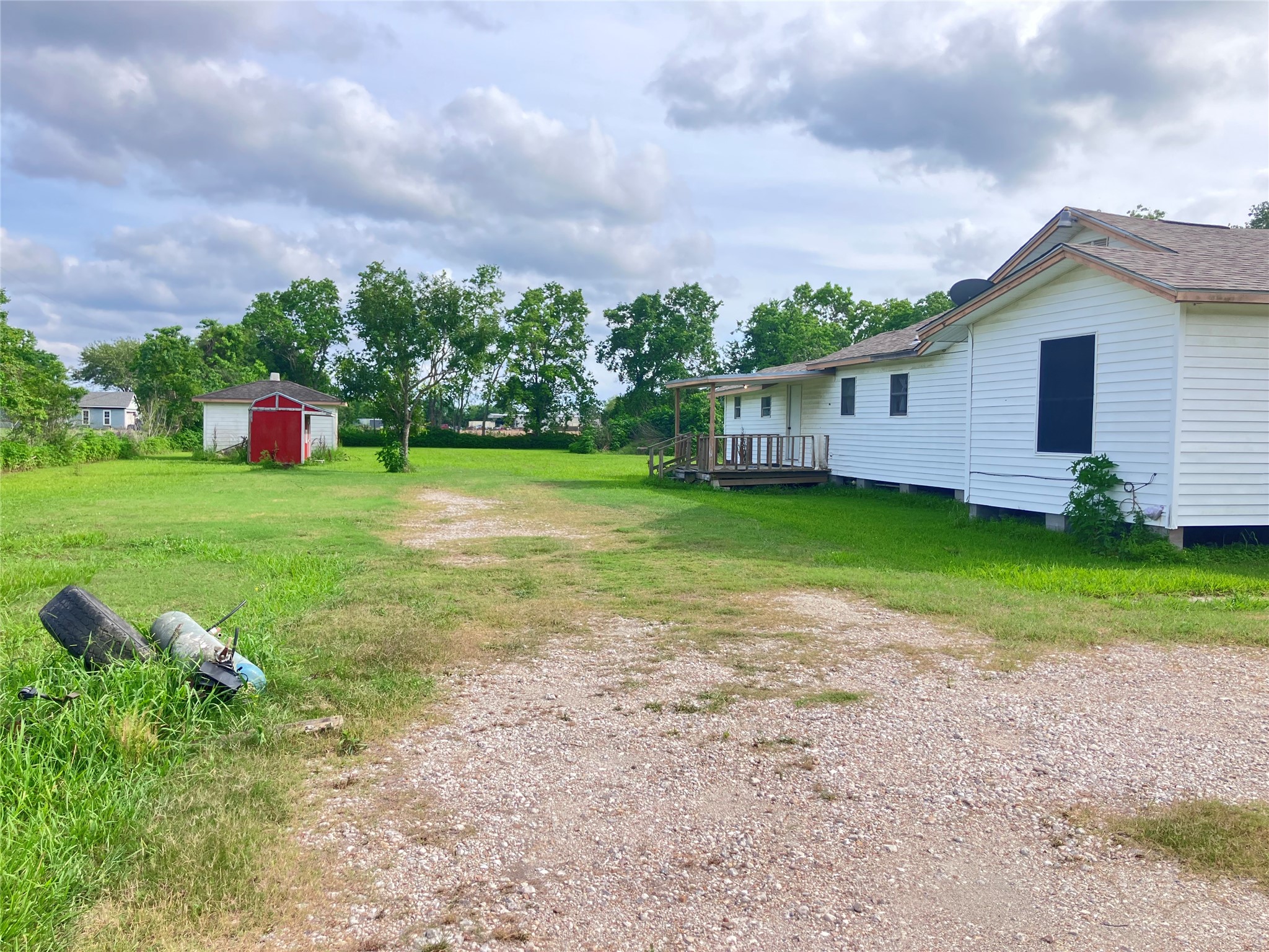 13007 28th Street Property Photo 8