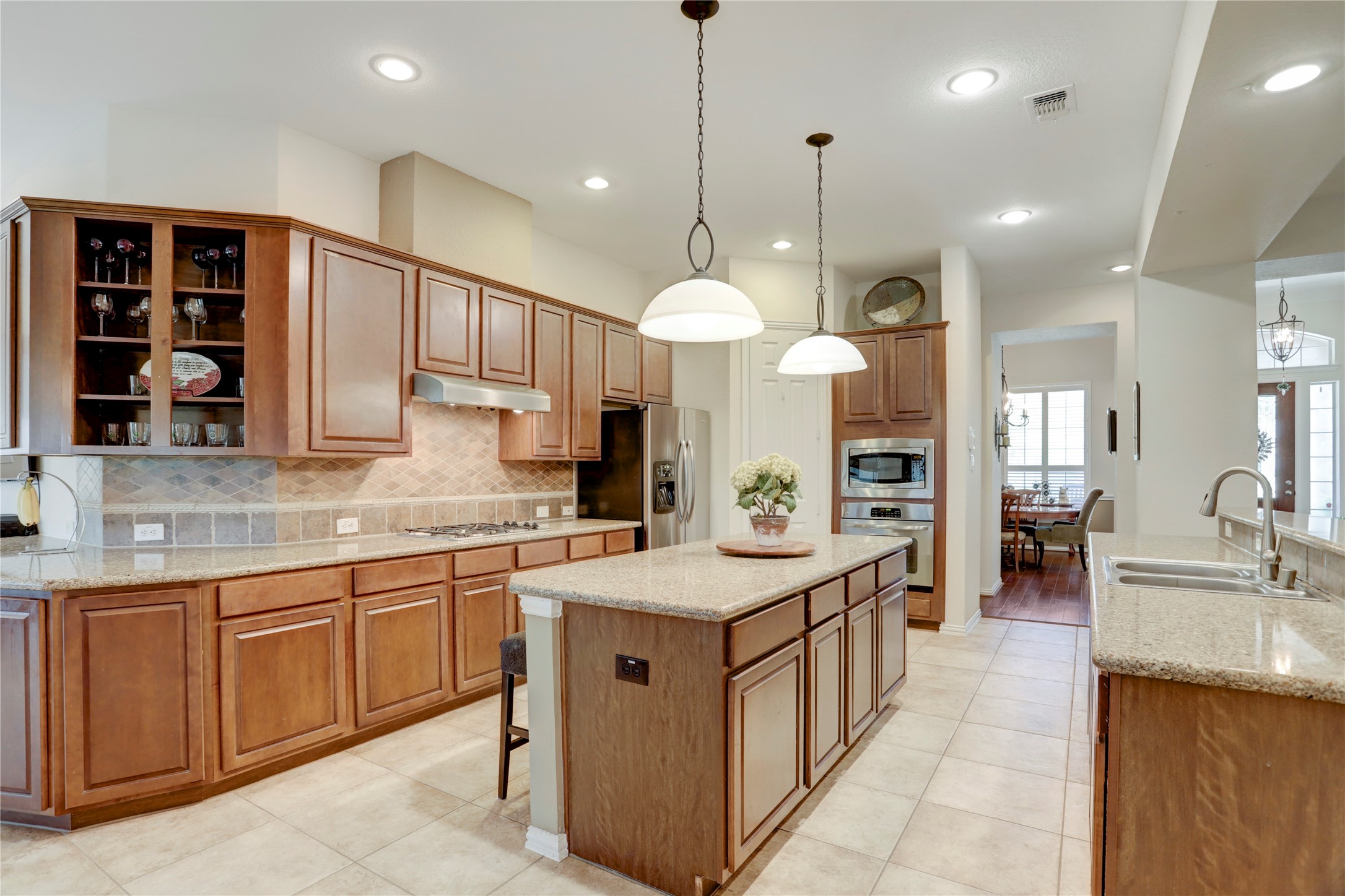 94 Rivercove Lane Property Photo 16