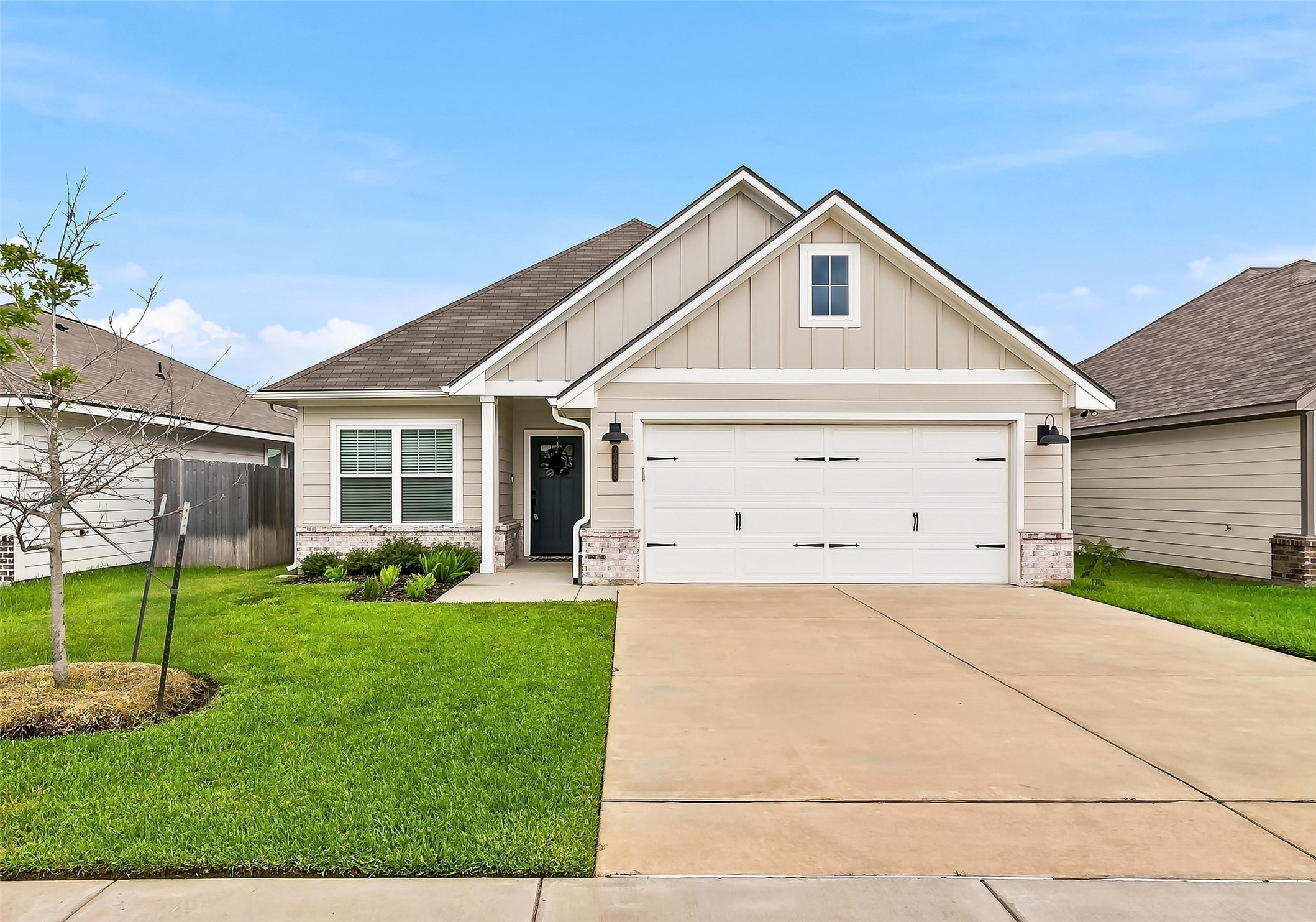 2805 Buccaneer Trail Property Photo 1