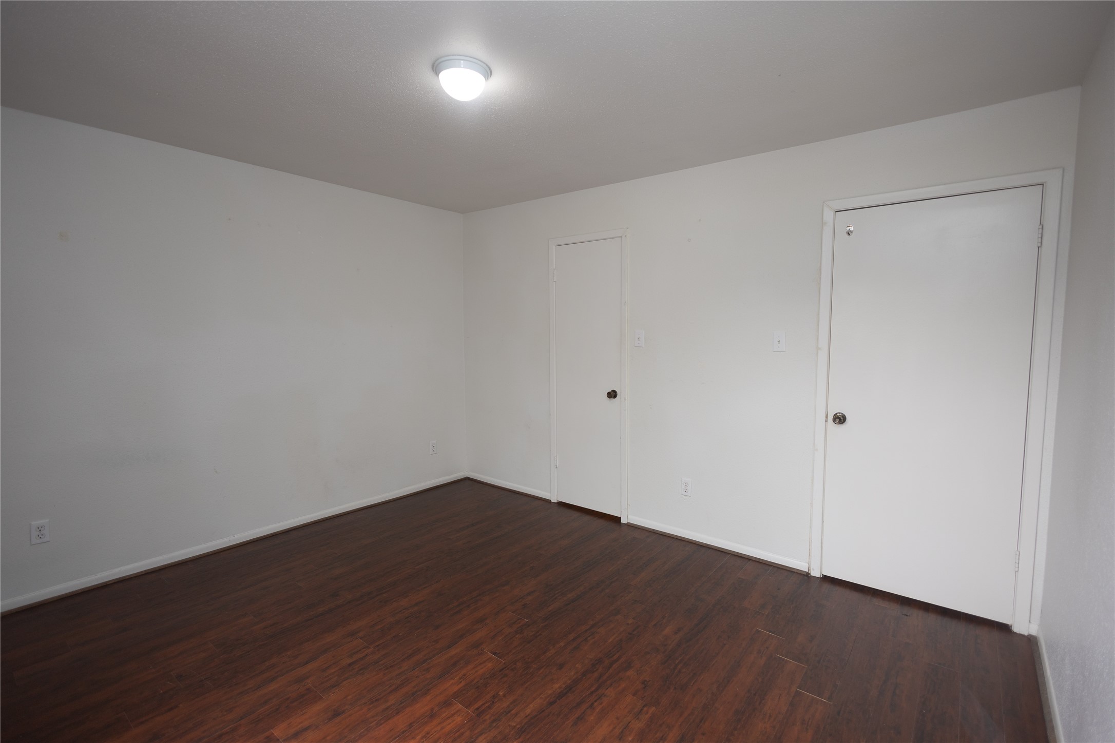 8100 Cambridge Street 89 Property Photo 16