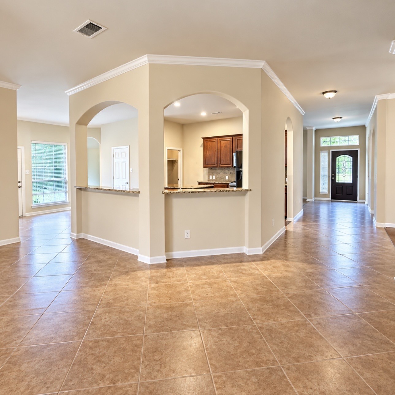 15923 Maple Shores Drive Property Photo 5
