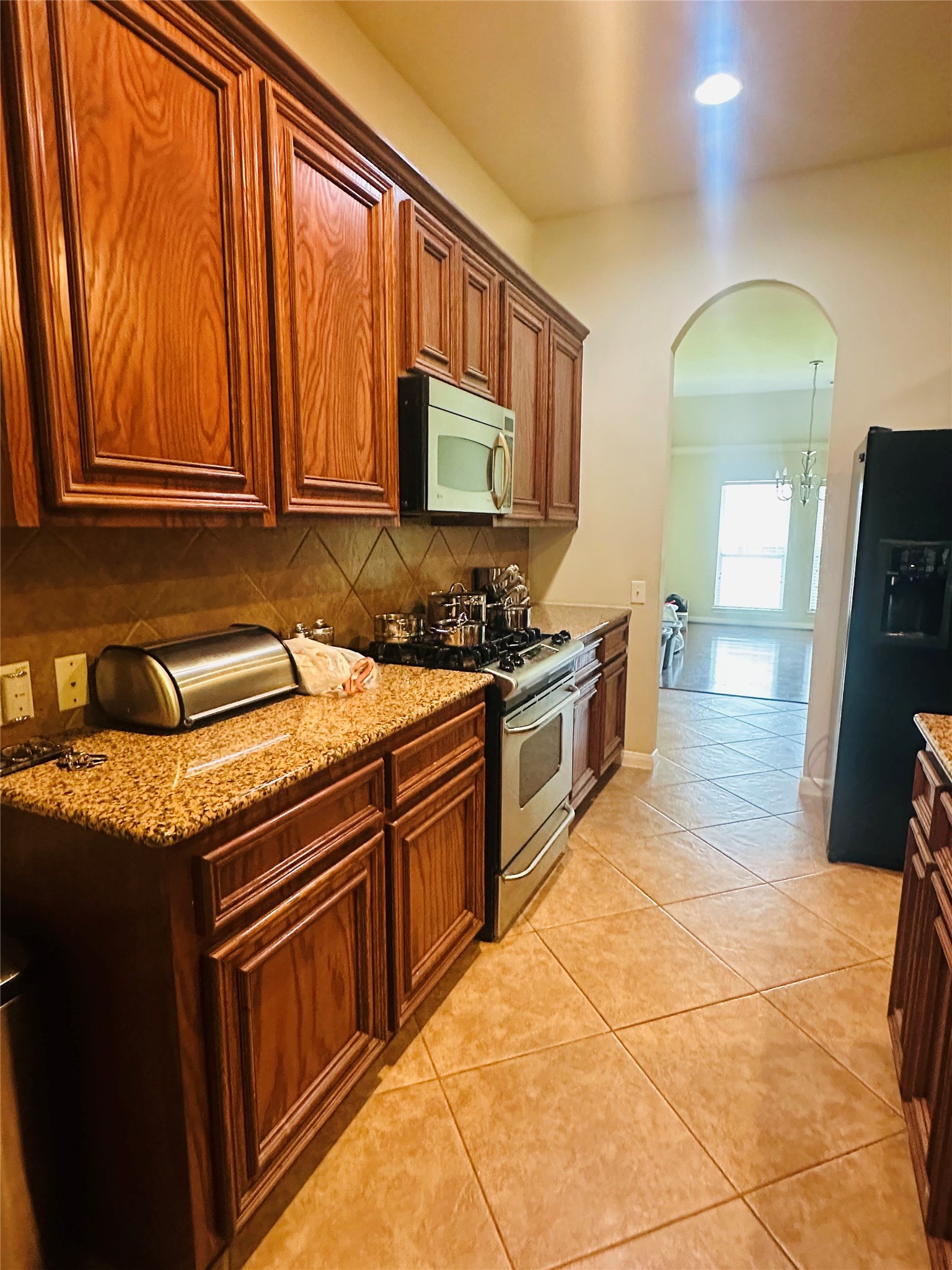 15923 Maple Shores Drive Property Photo 8