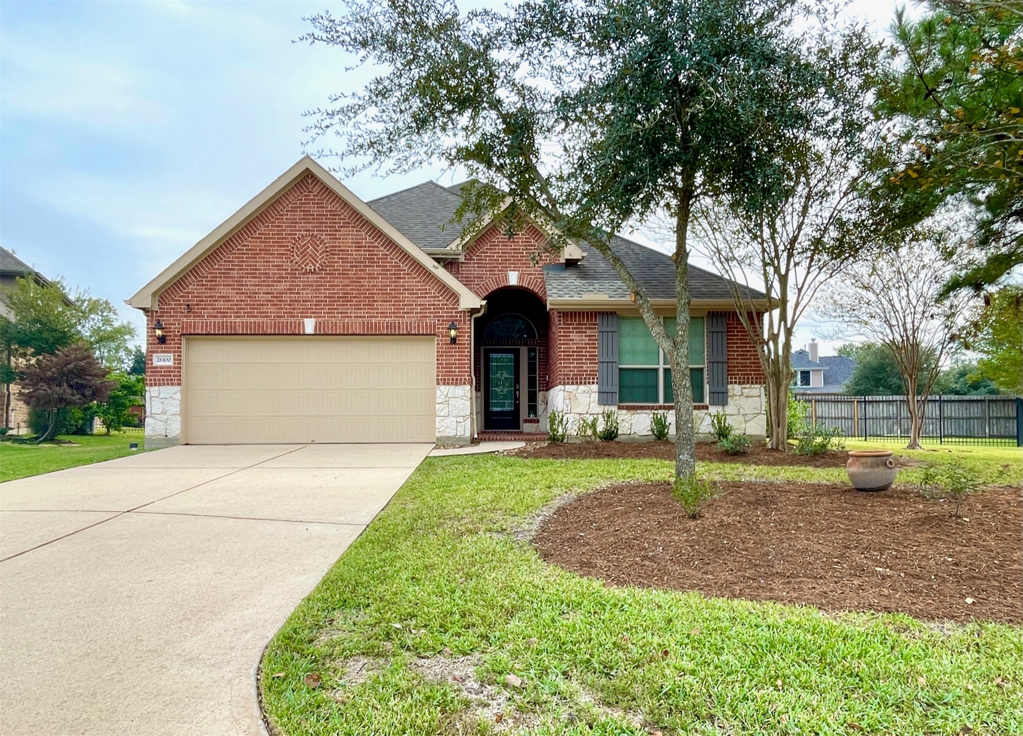 26100 Brickhill Drive Property Photo 1