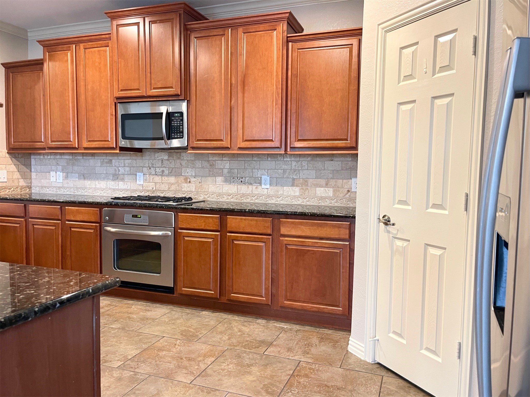 26100 Brickhill Drive Property Photo 14