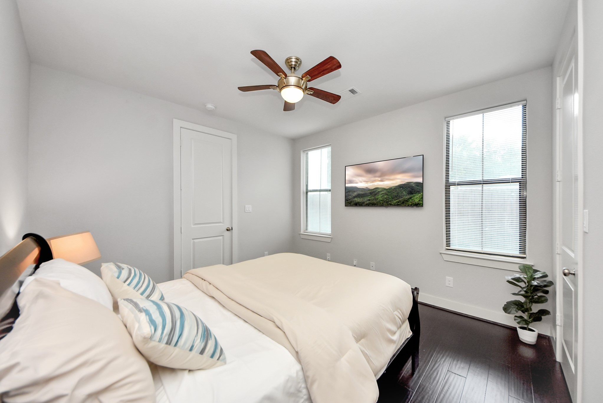1706 Spring Street Property Photo 7