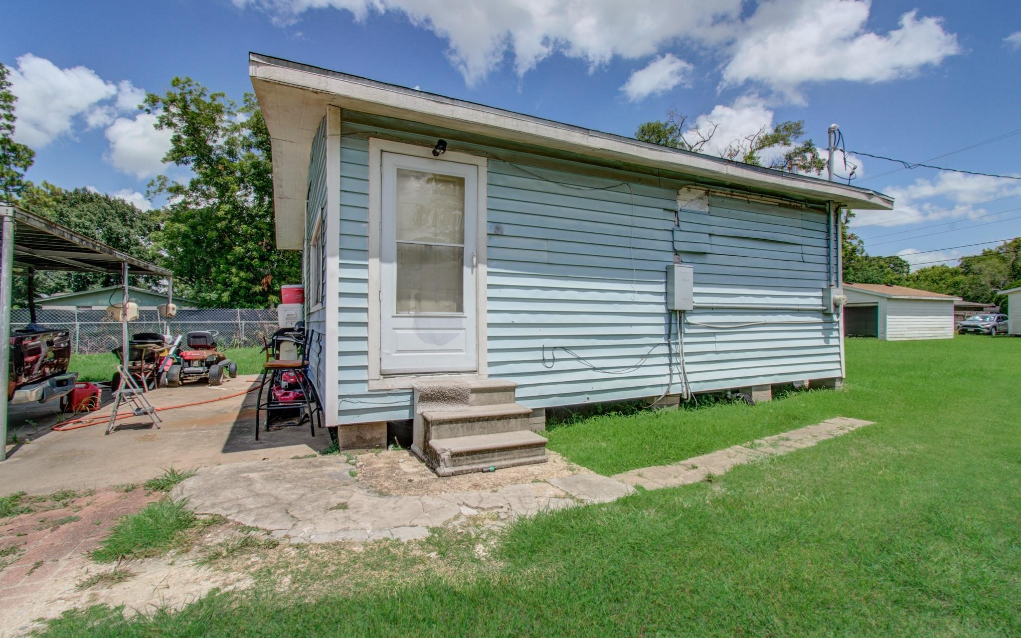 3610 Almeda Genoa Road Property Photo 3
