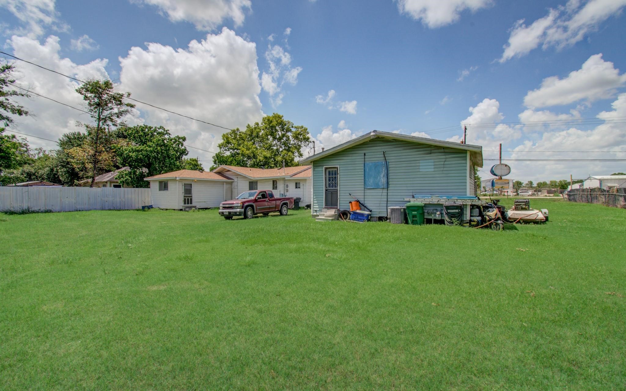 3610 Almeda Genoa Road Property Photo 13