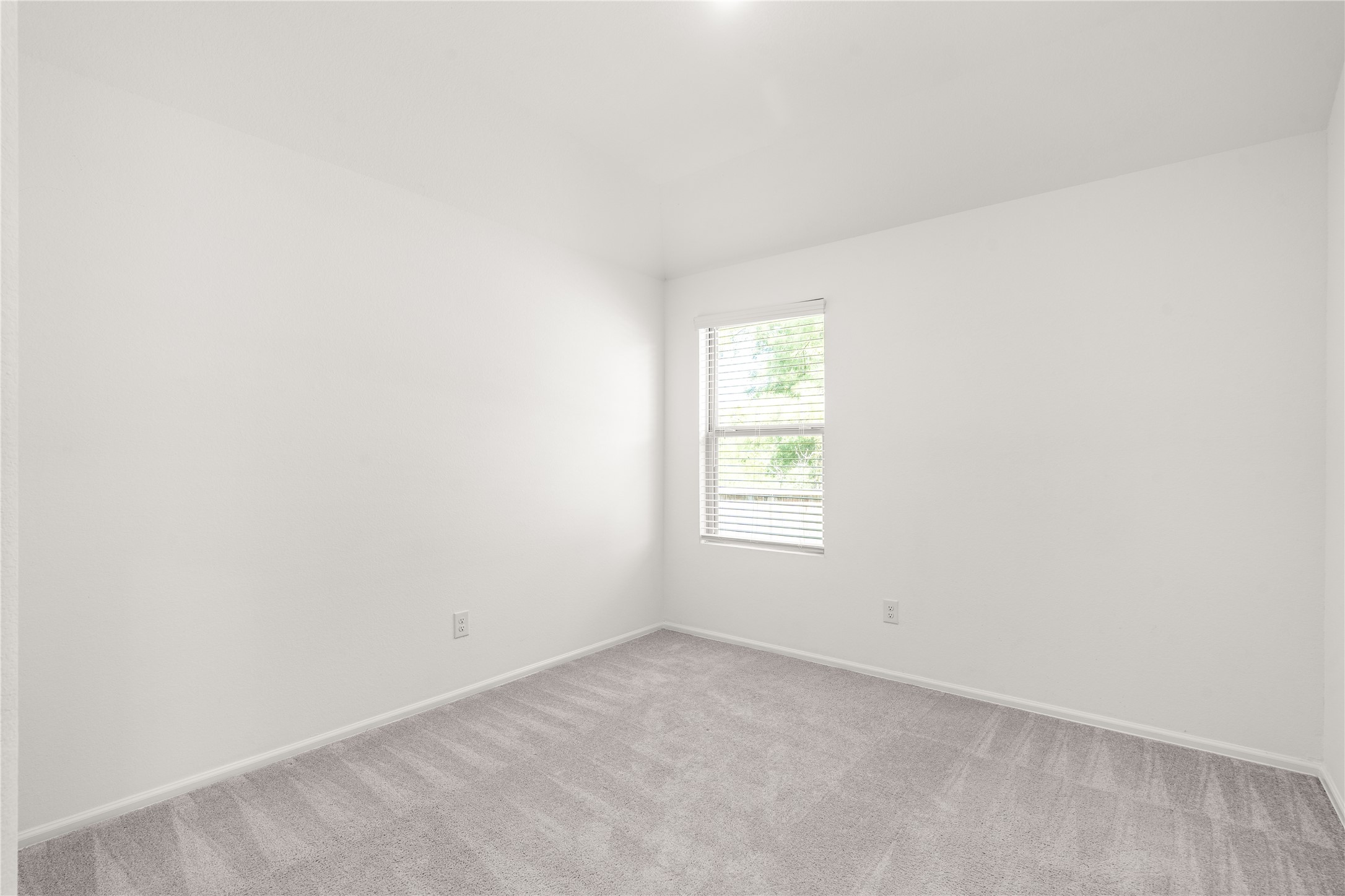 2039 Barrett Gables Drive Property Photo 26