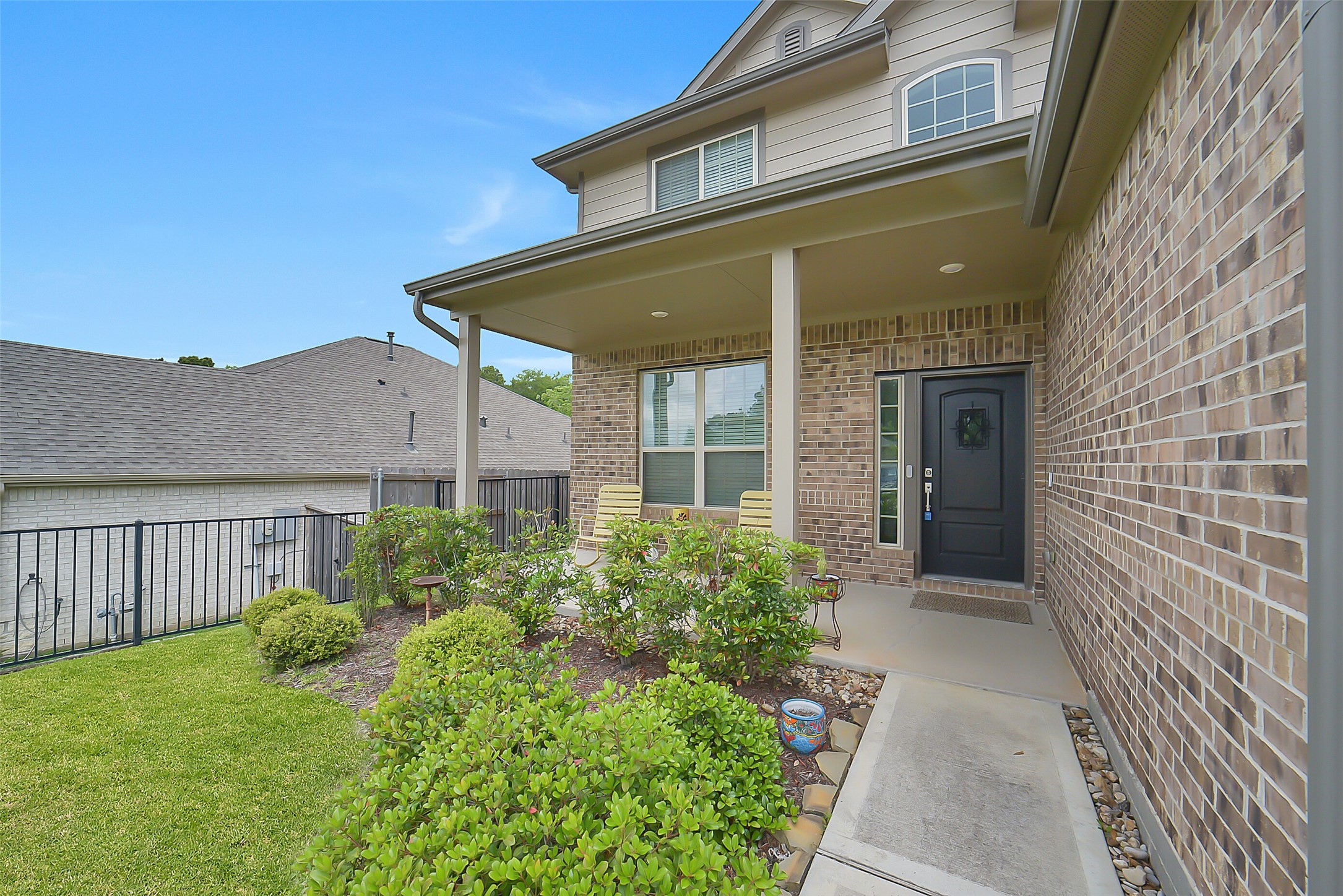6016 Heritage Creek Lane Property Photo 4