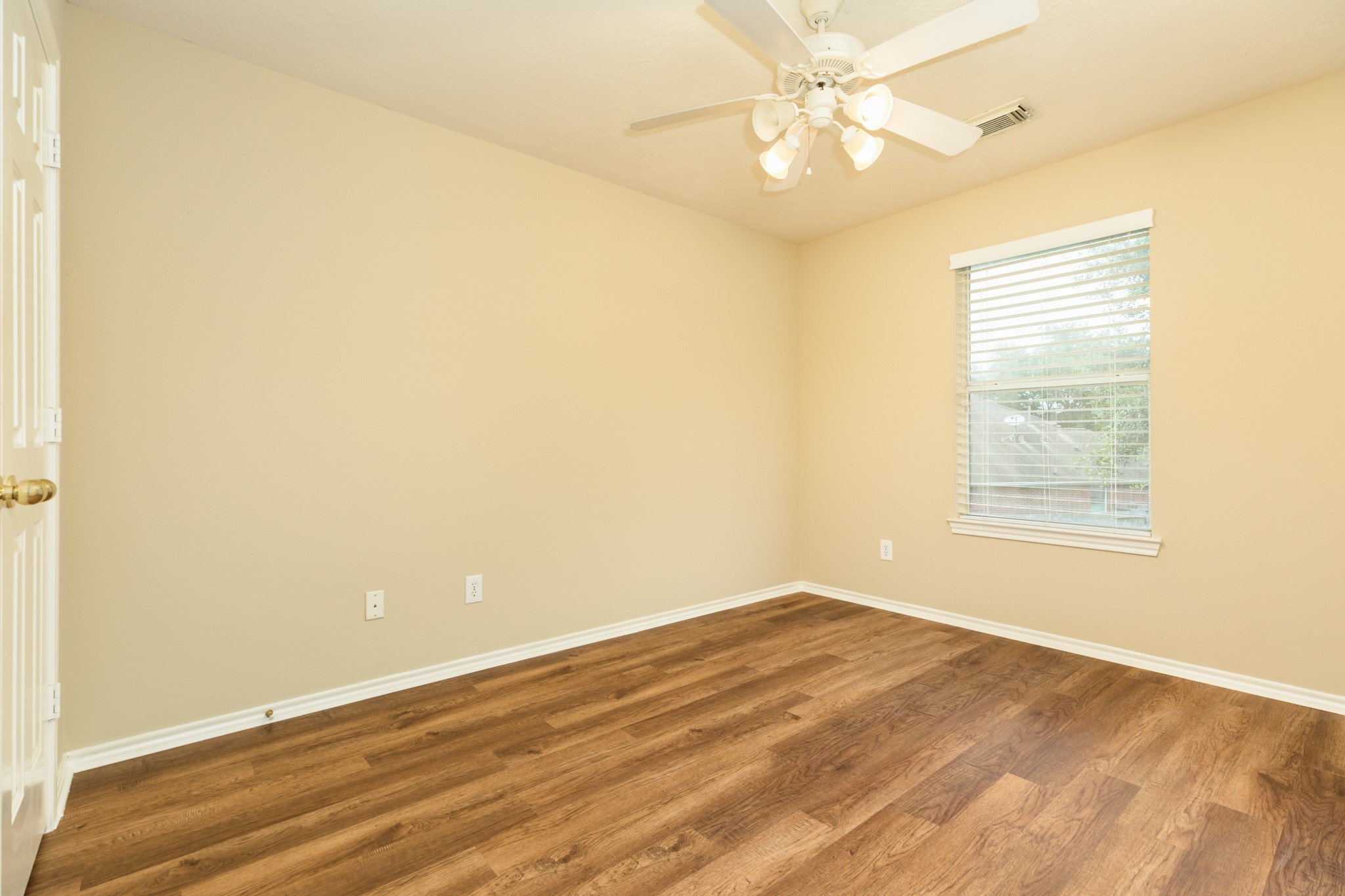 413 Sun River Lane Property Photo 20