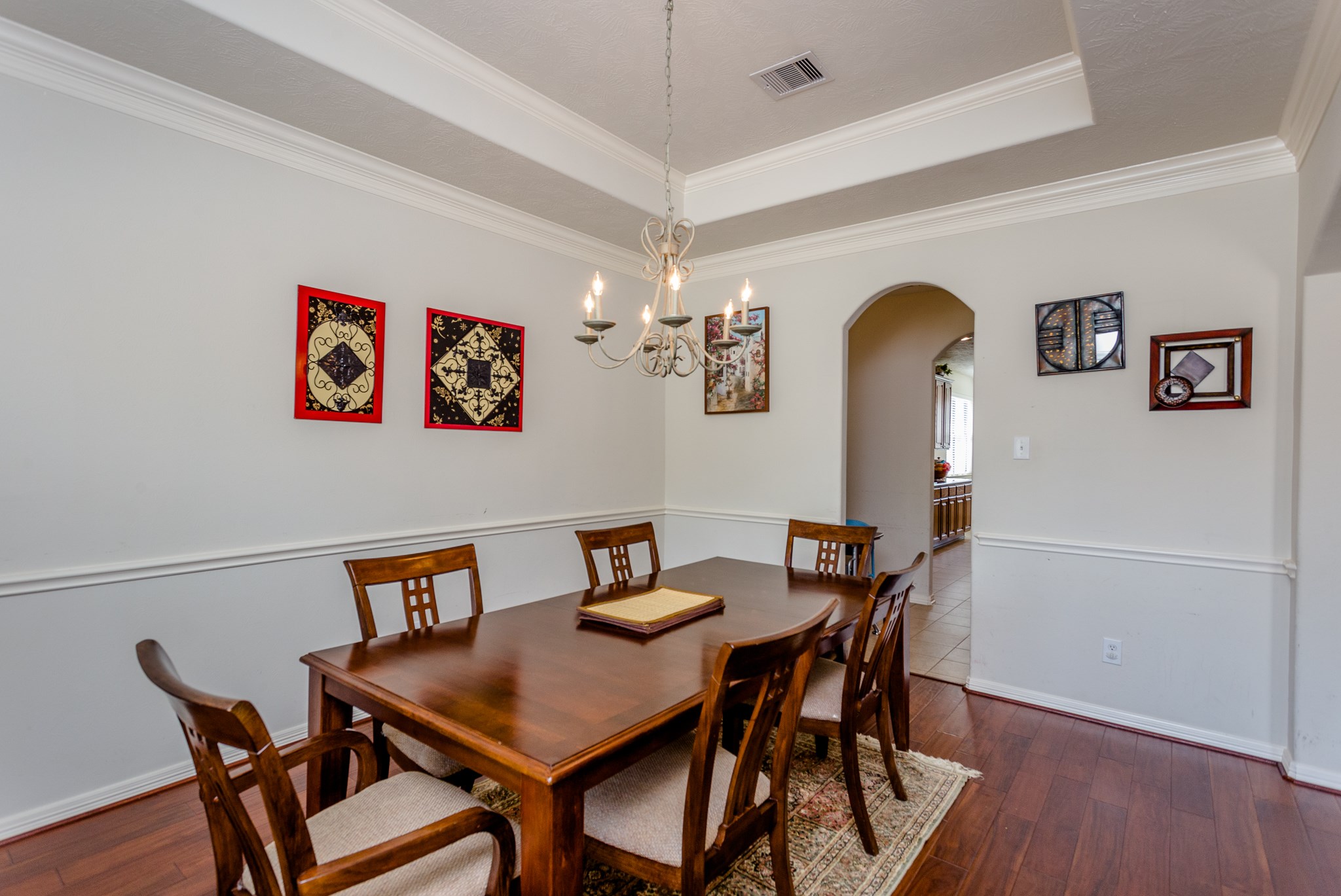 6706 Ashworth Drive Property Photo 4