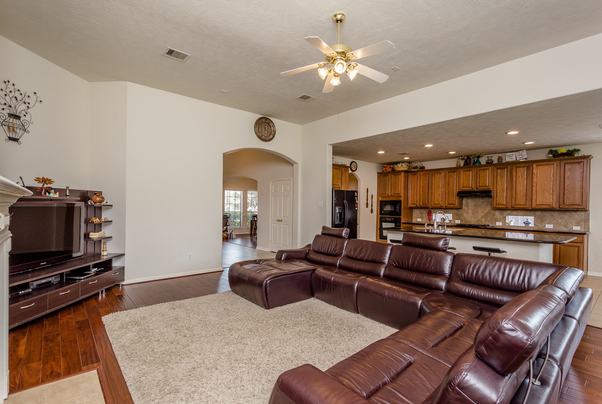 6706 Ashworth Drive Property Photo 13