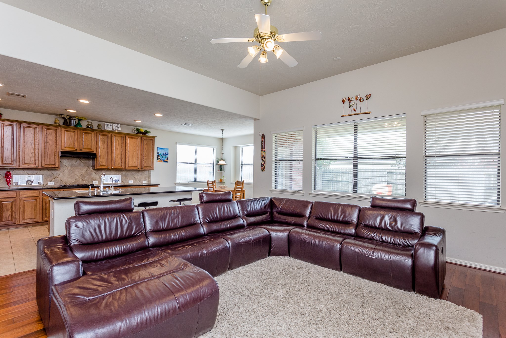 6706 Ashworth Drive Property Photo 14
