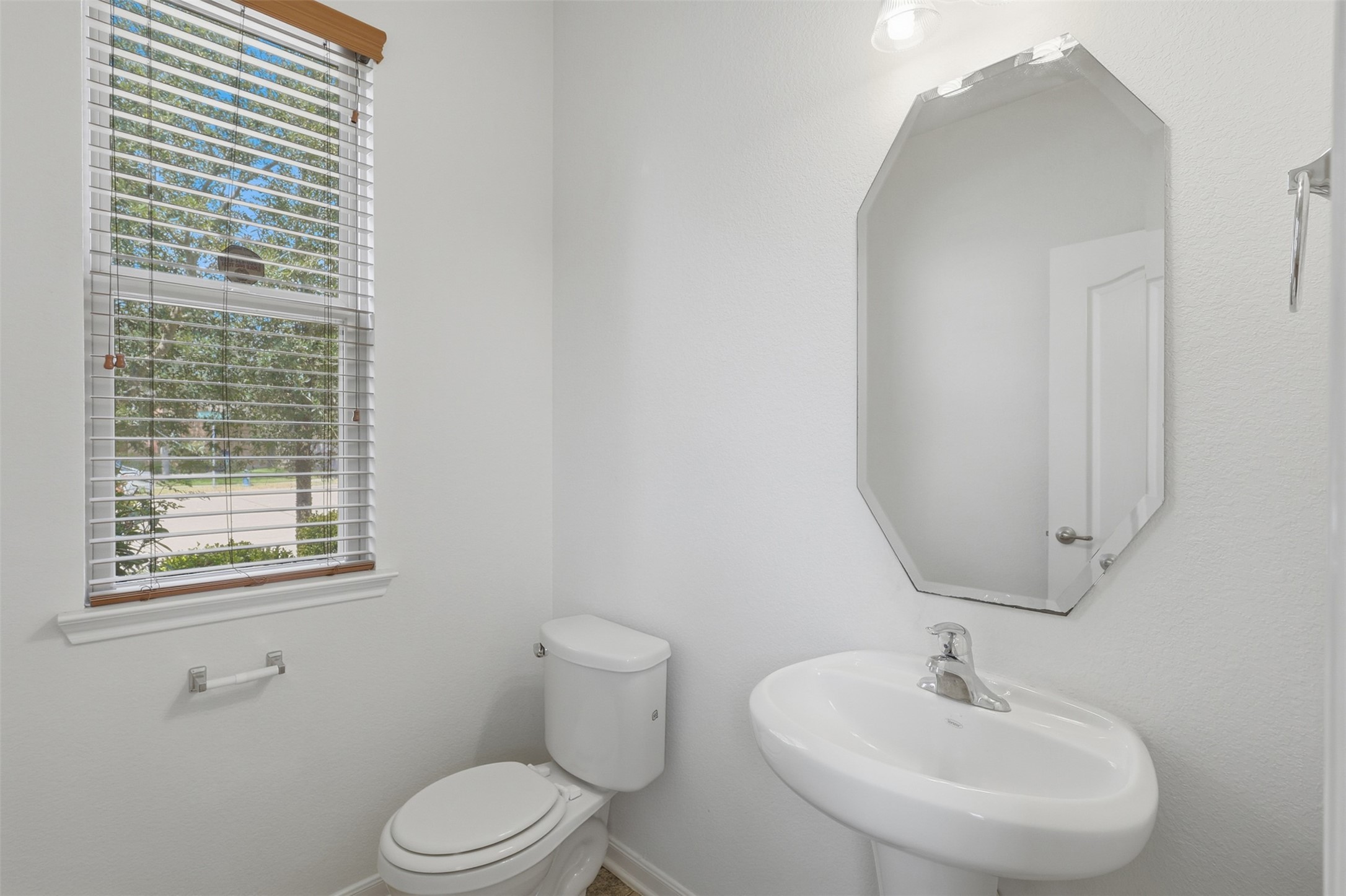 22403 Auburn Valley Lane Property Photo 8