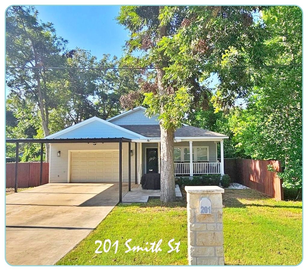 201 Smith Street Property Photo 1