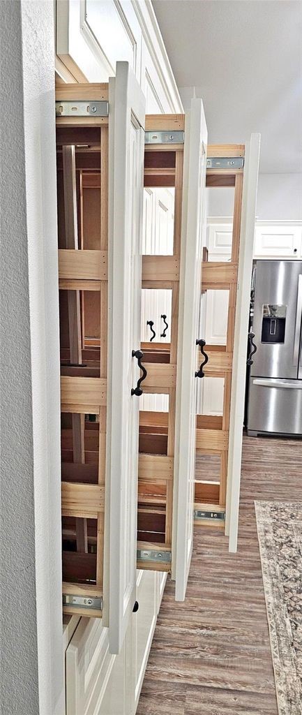 201 Smith Street Property Photo 8