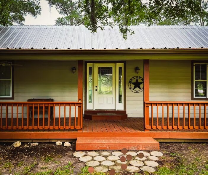 38 Martha Lane Property Photo 2