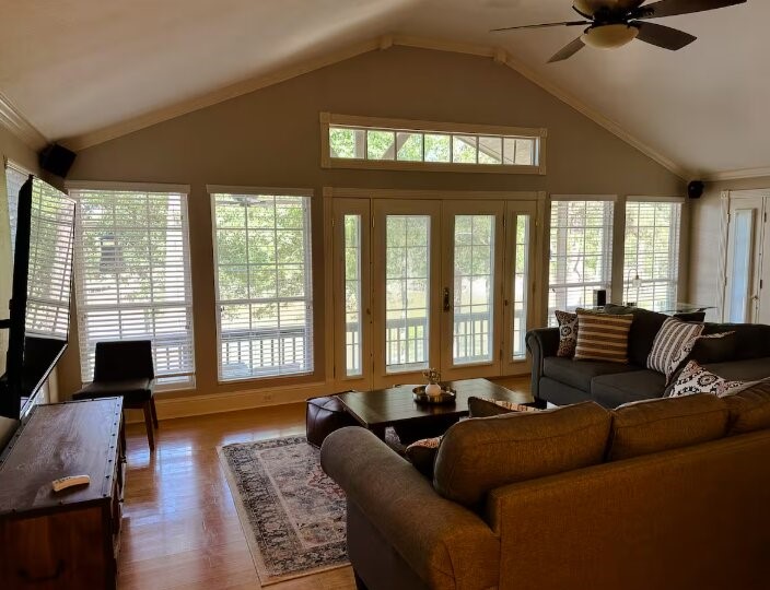 38 Martha Lane Property Photo 5