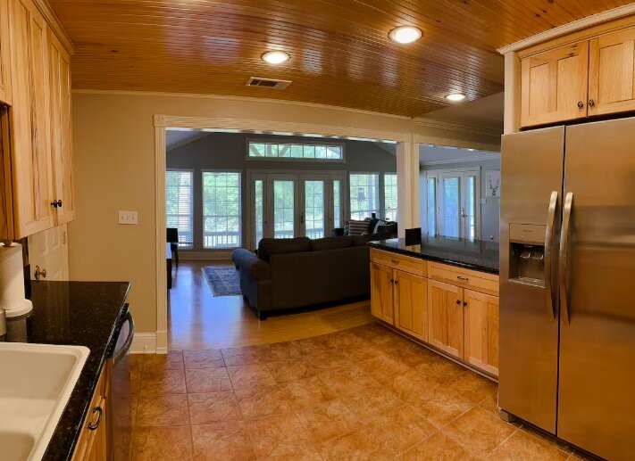 38 Martha Lane Property Photo 10