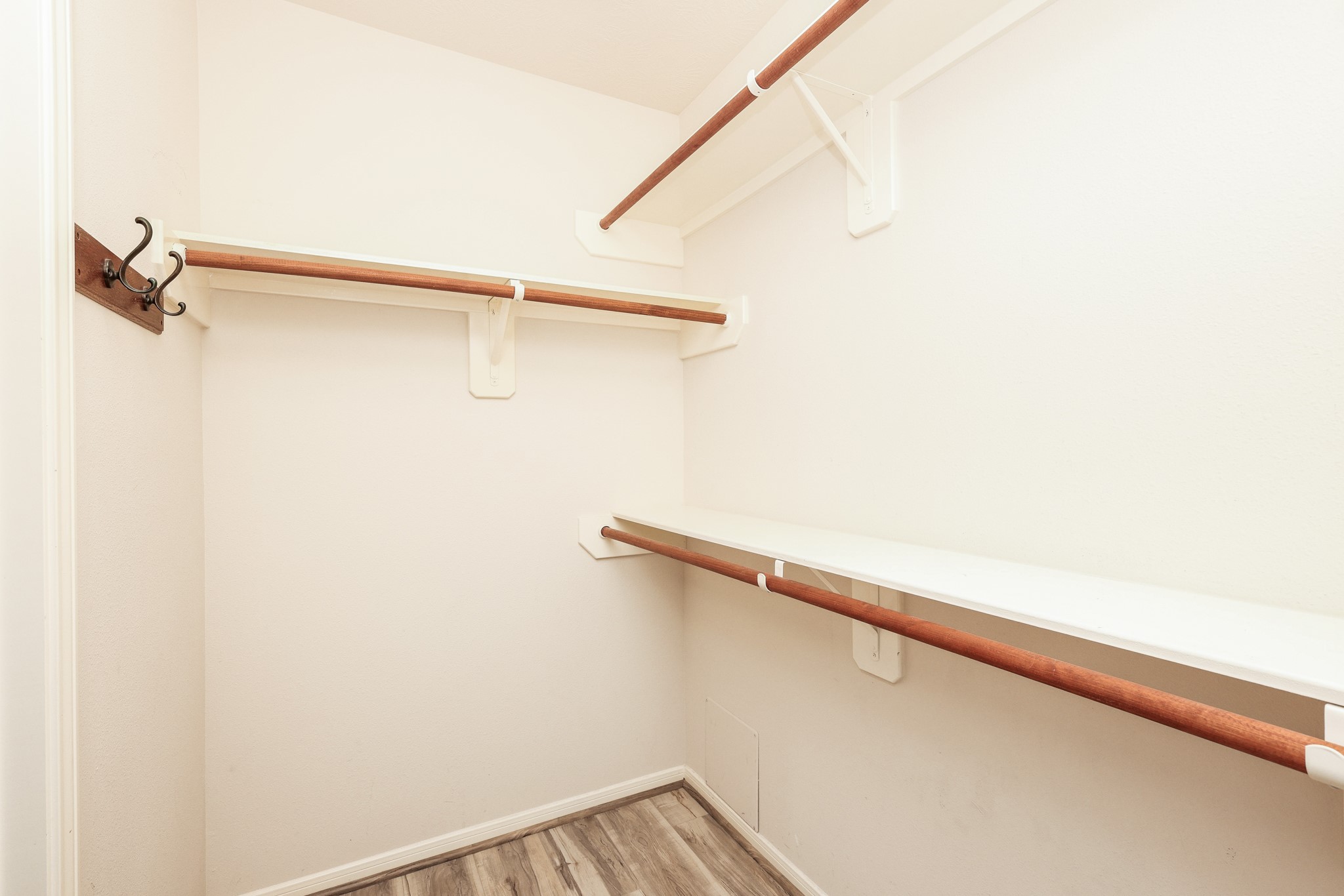 1006 Harrisburg Court Property Photo 15