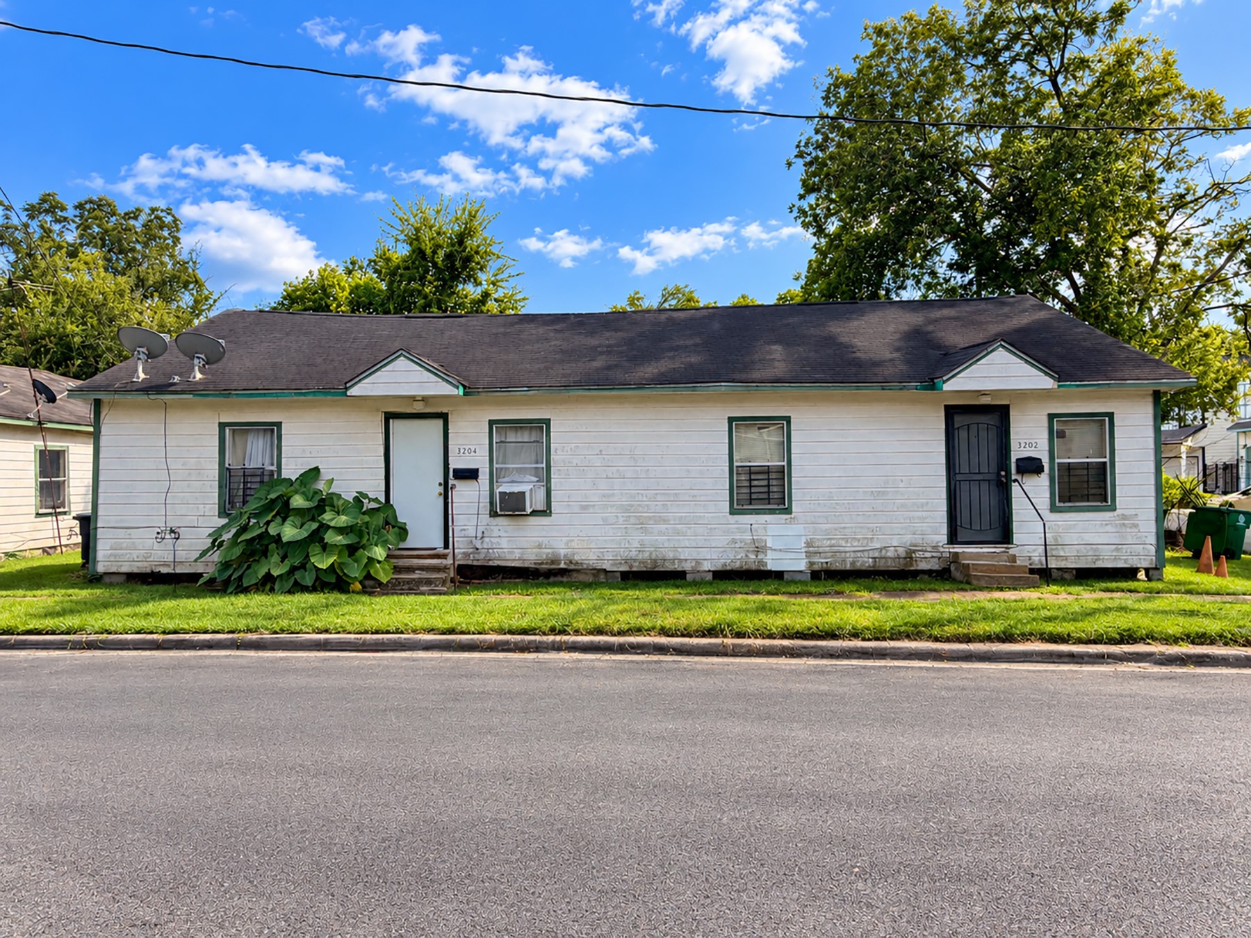 3202 Orange Street Property Photo 3