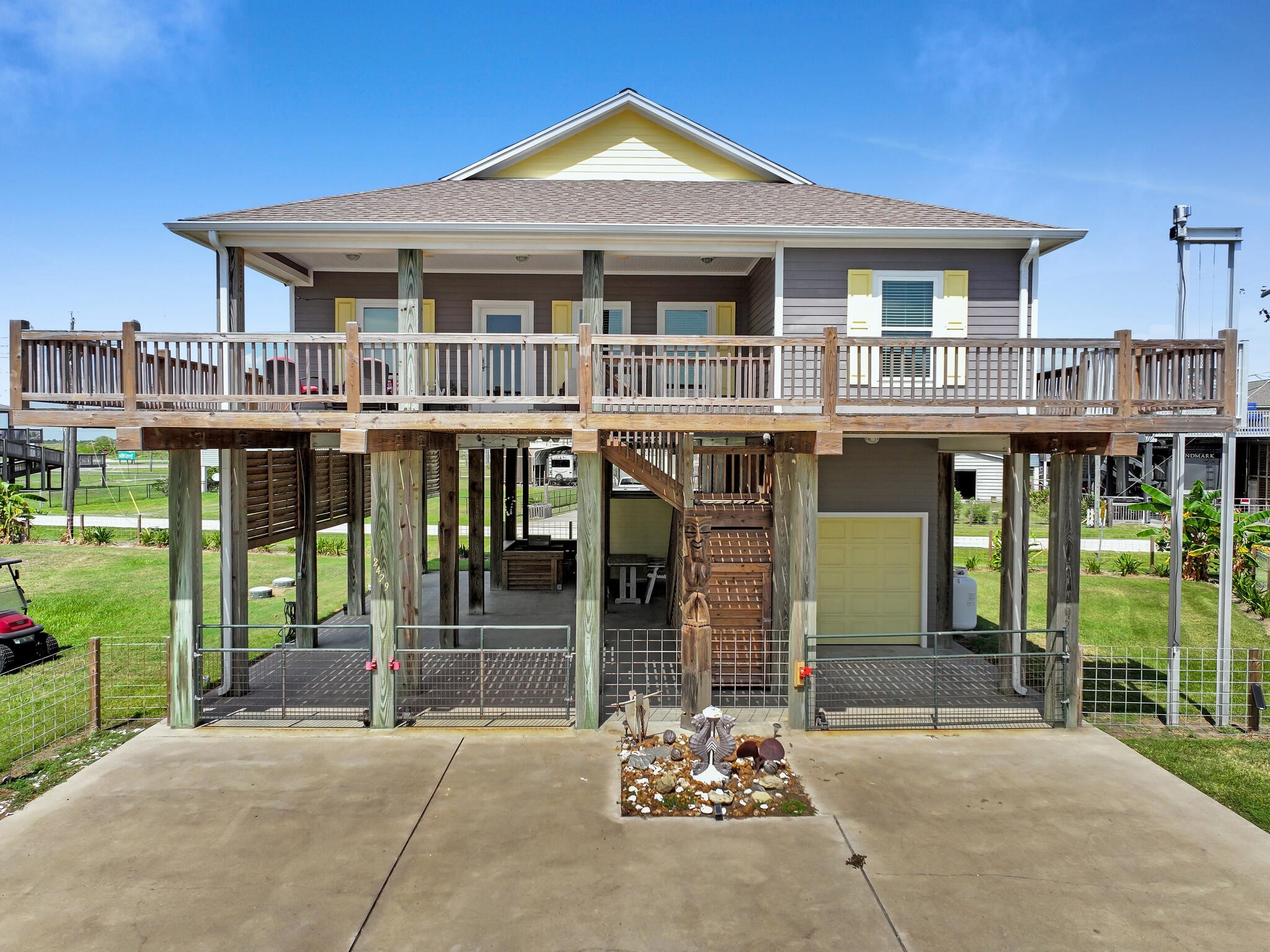 2429 Sand Crab Property Photo 1