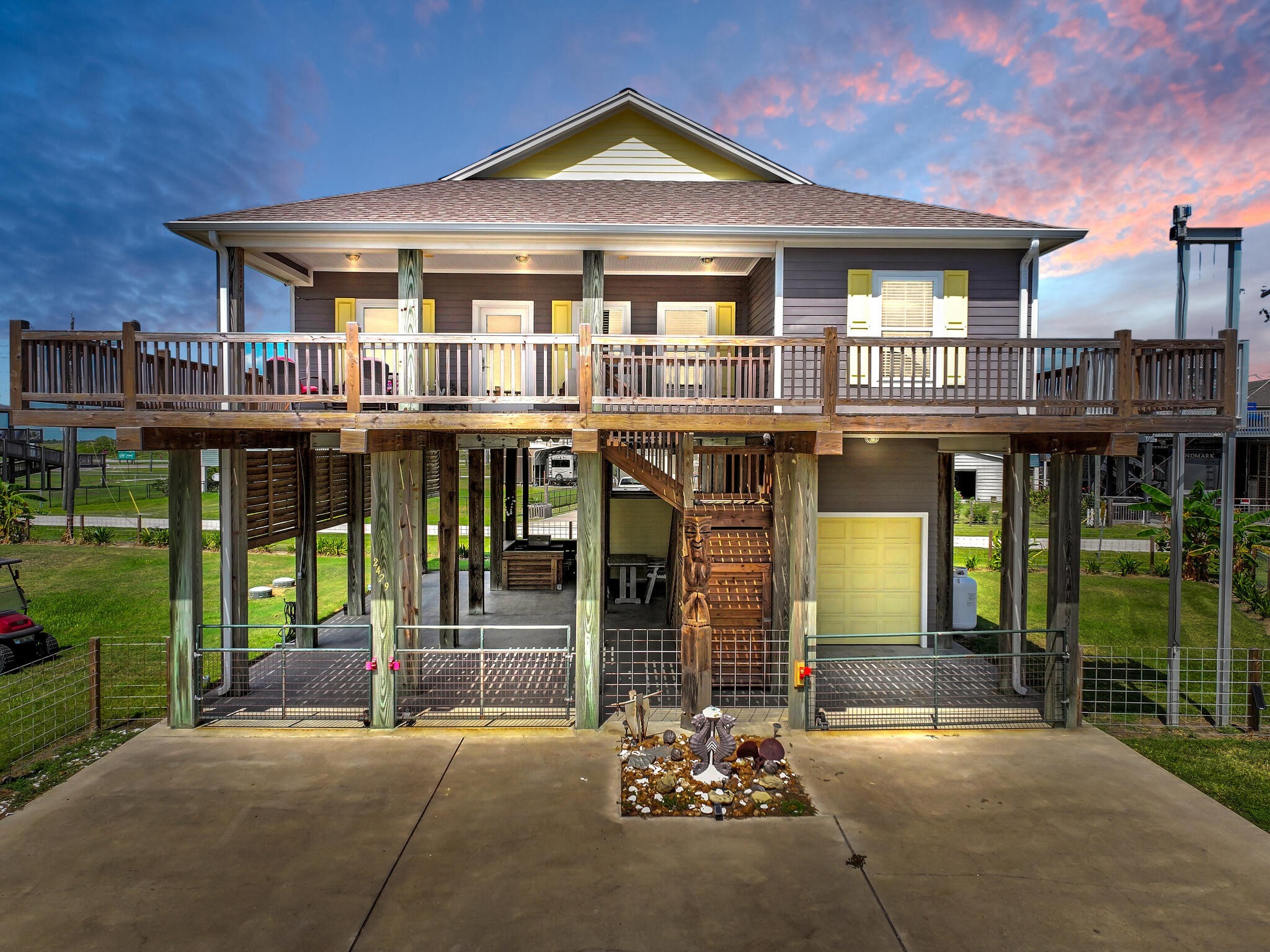 2429 Sand Crab Property Photo 3