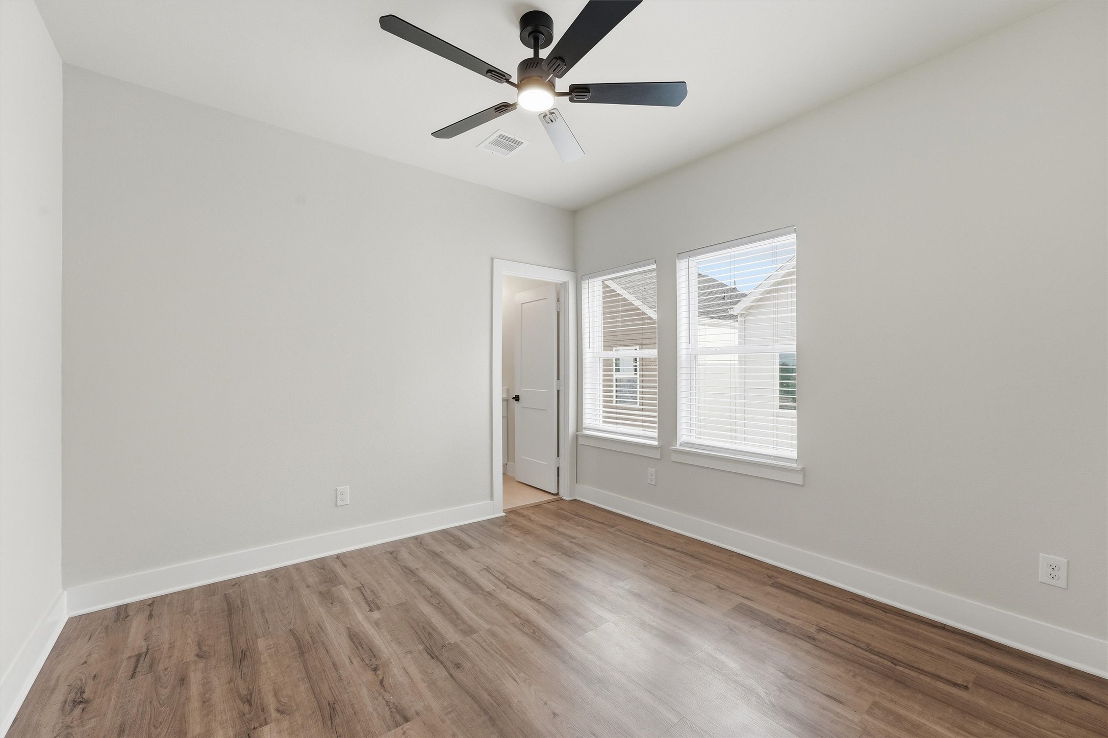 1942 Purswell Road Property Photo 23