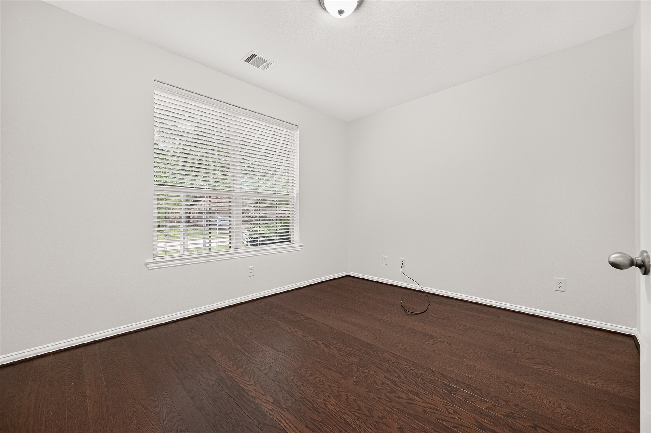 21018 Shelbyville Drive Property Photo 5