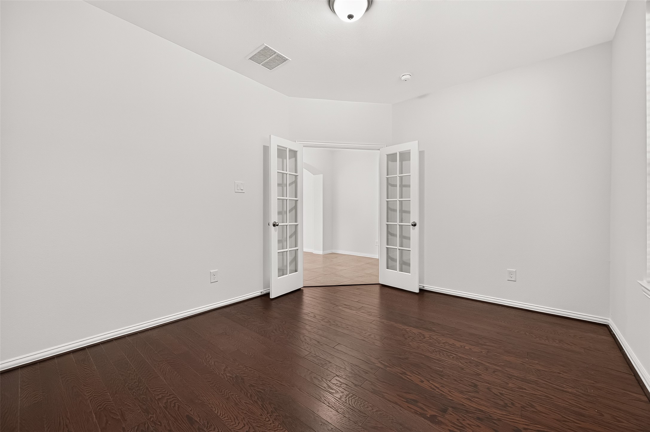 21018 Shelbyville Drive Property Photo 7