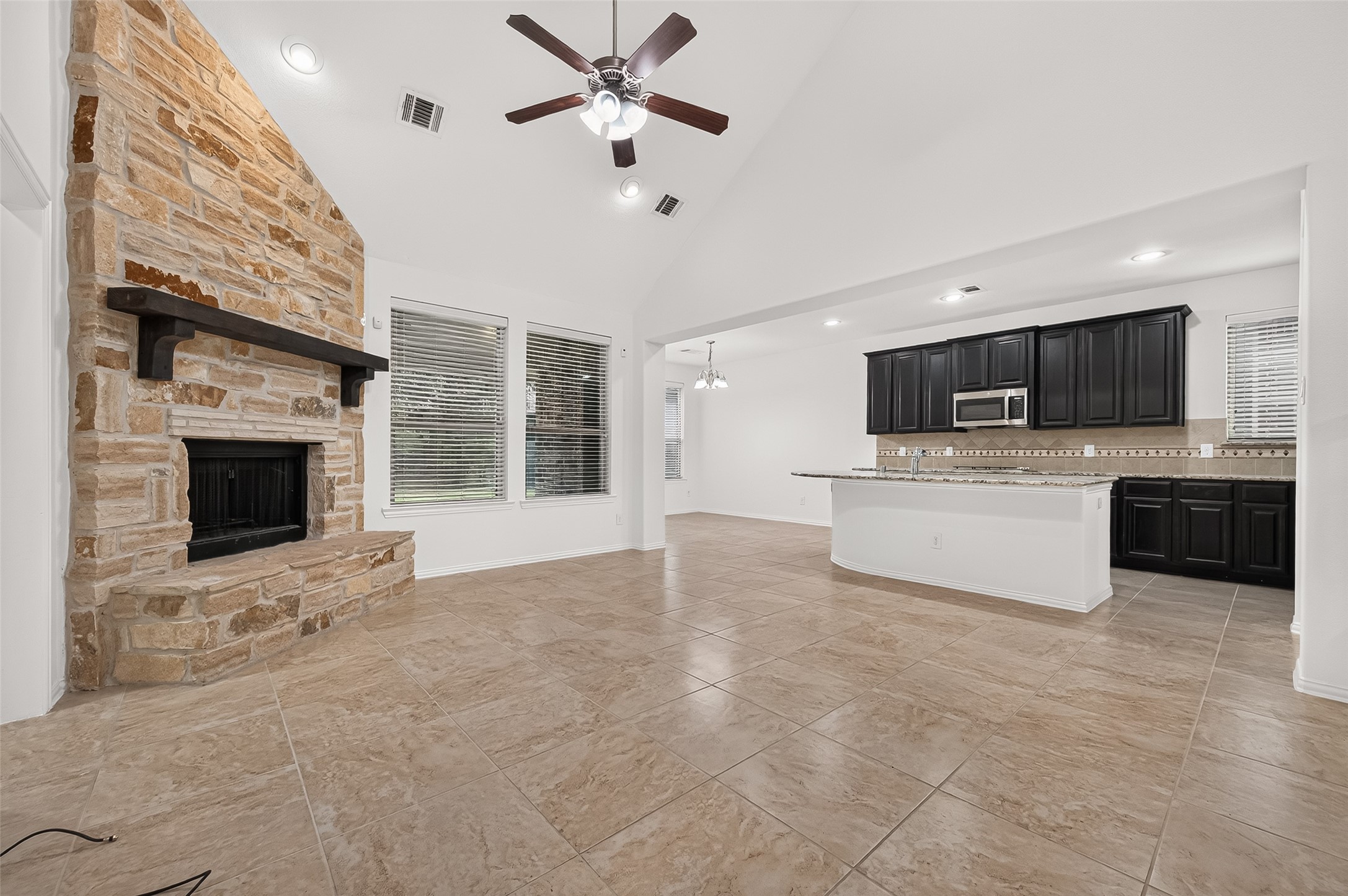 21018 Shelbyville Drive Property Photo 12