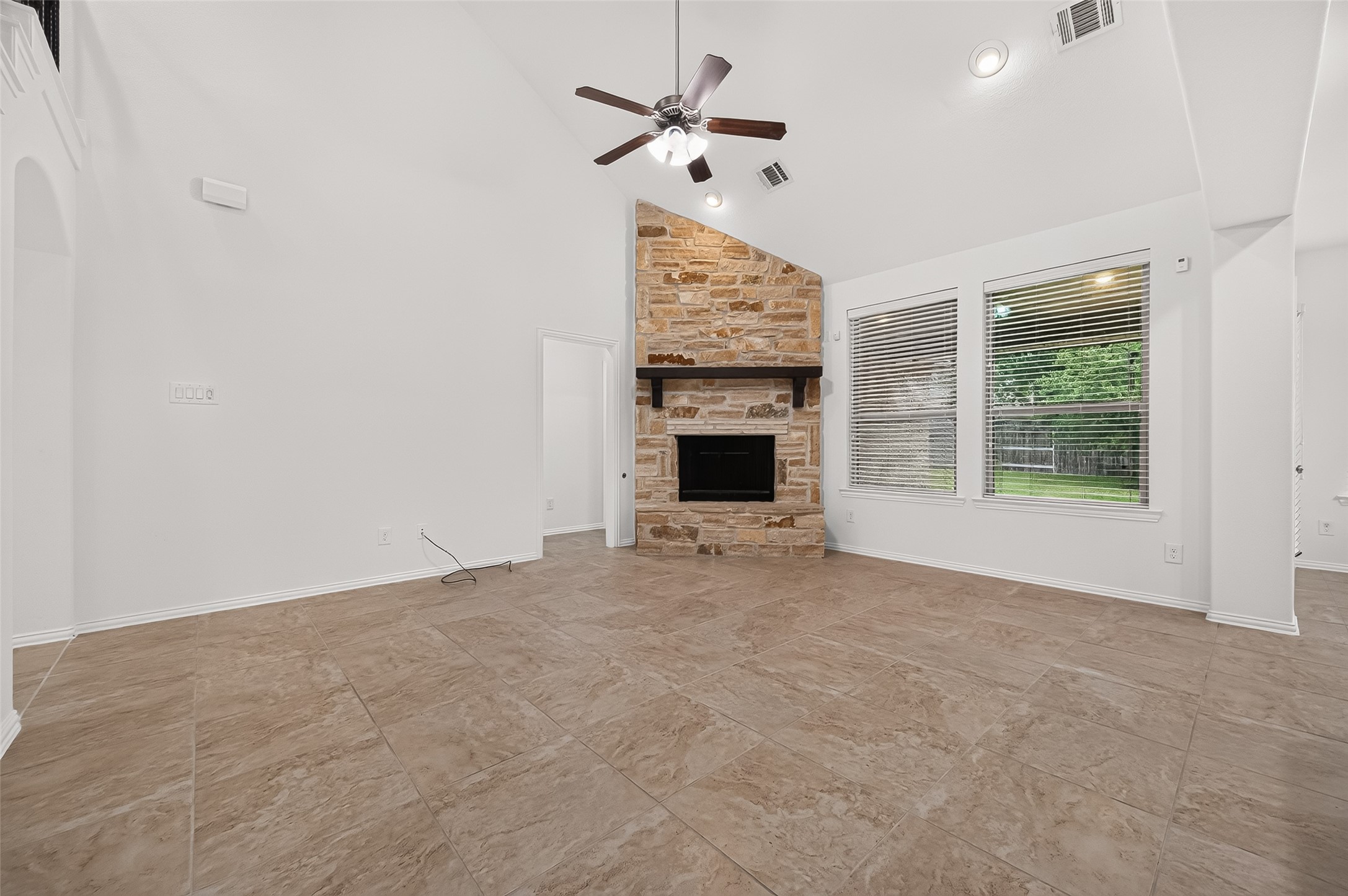 21018 Shelbyville Drive Property Photo 13