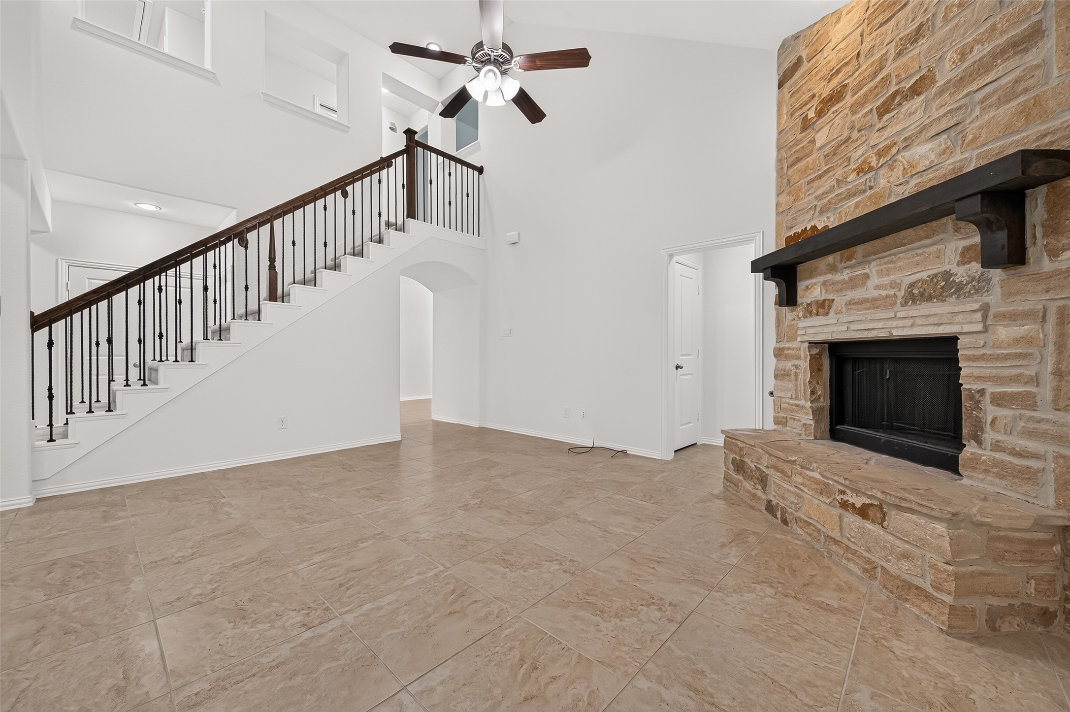 21018 Shelbyville Drive Property Photo 15