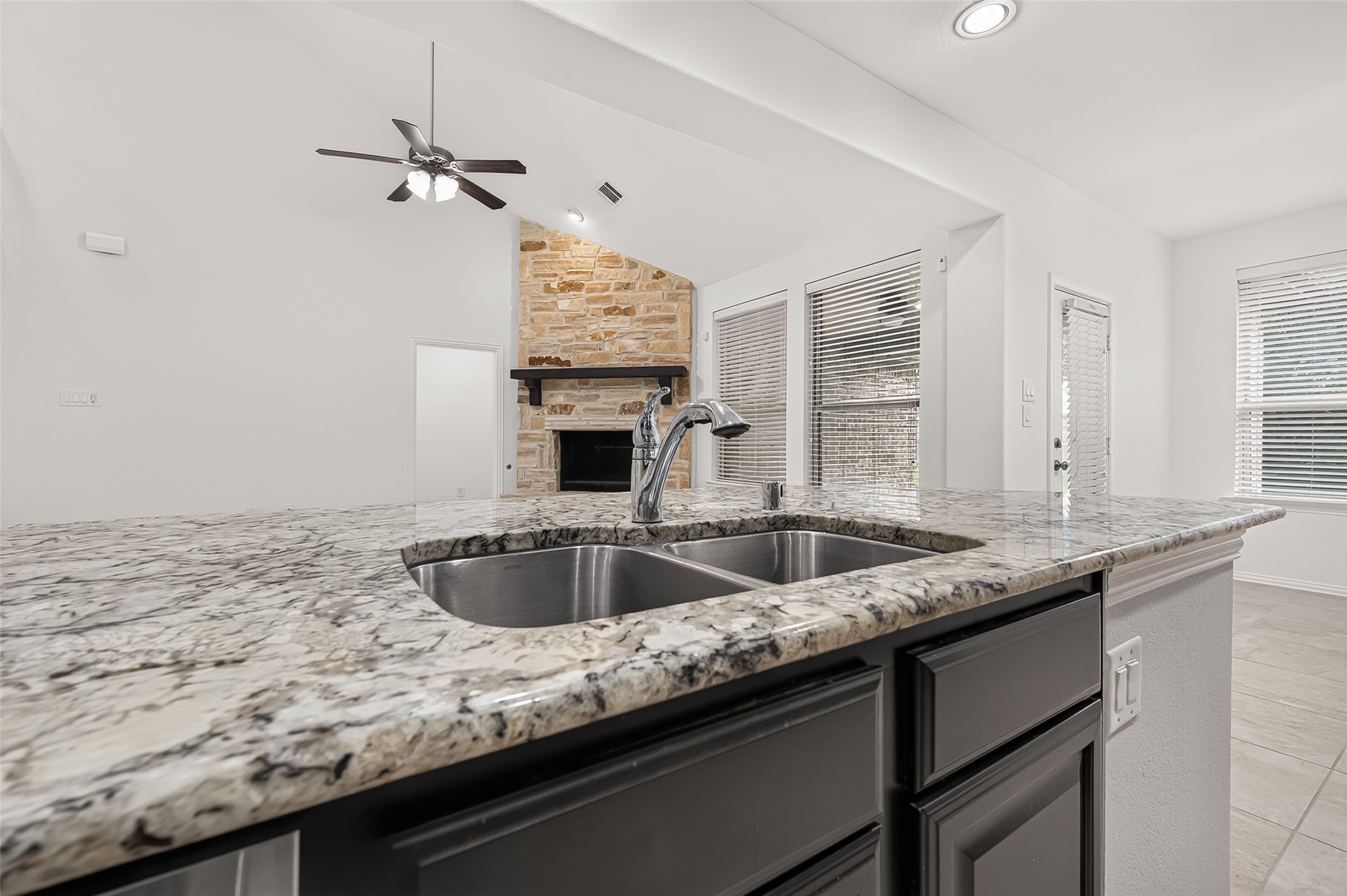 21018 Shelbyville Drive Property Photo 22