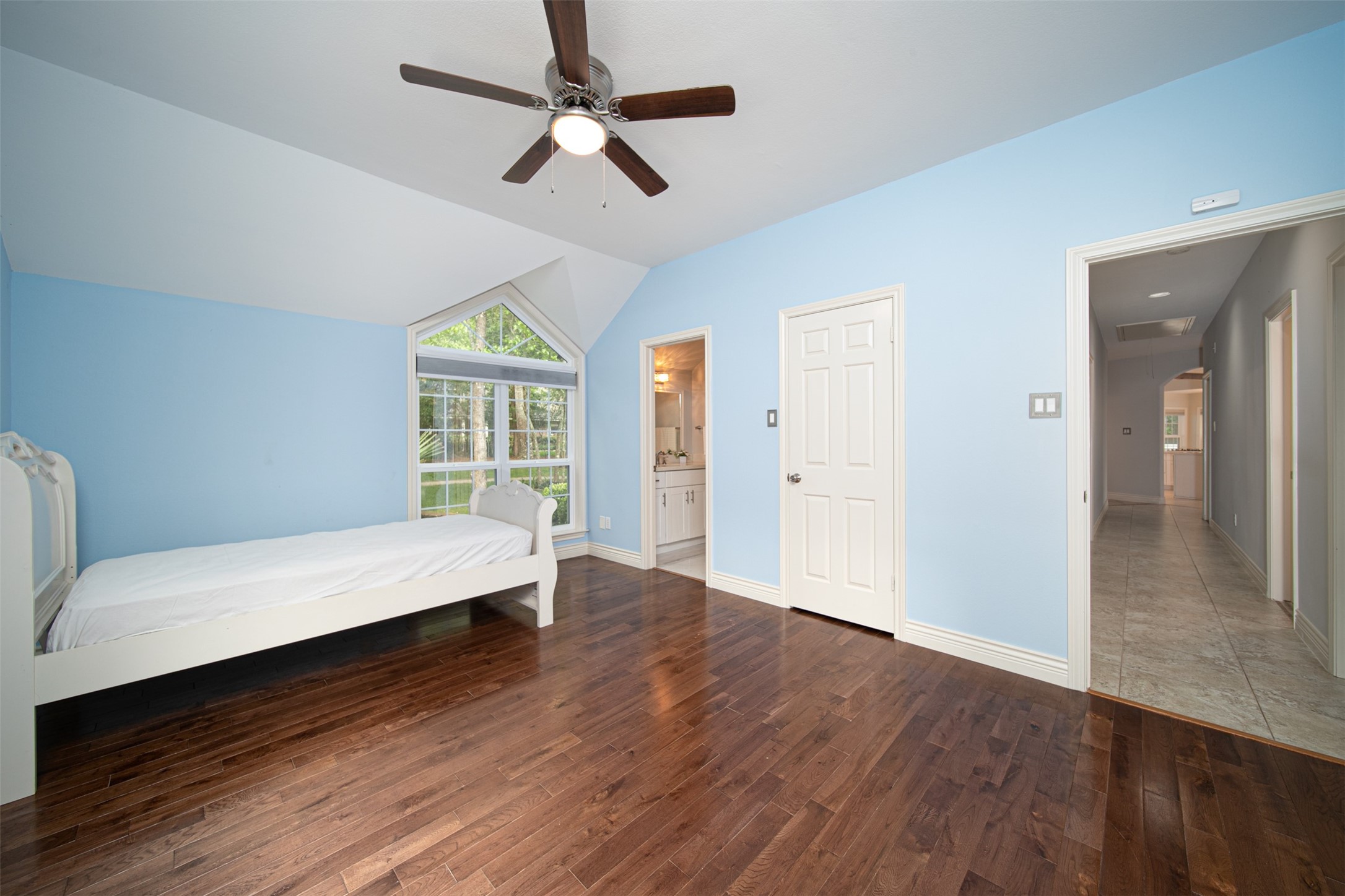 27 W Shaker Court Property Photo 26