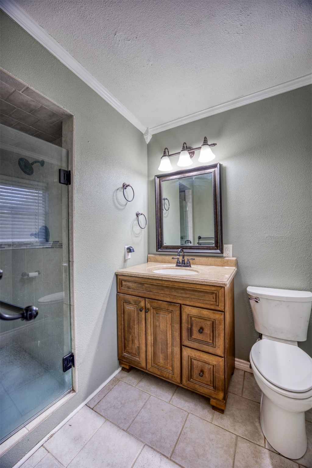 1406 E Brazos St Property Photo 14