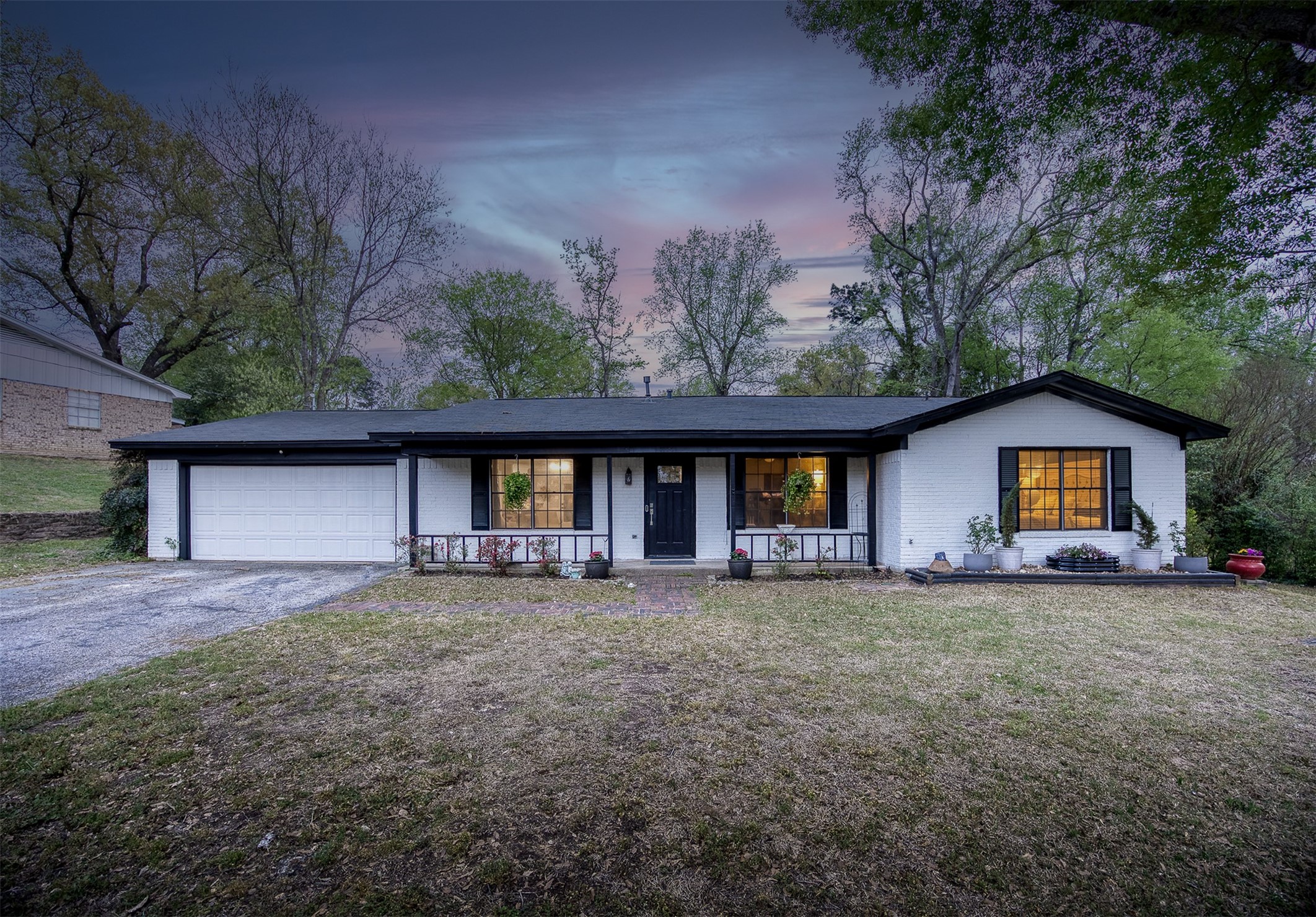 1406 E Brazos St Property Photo 19