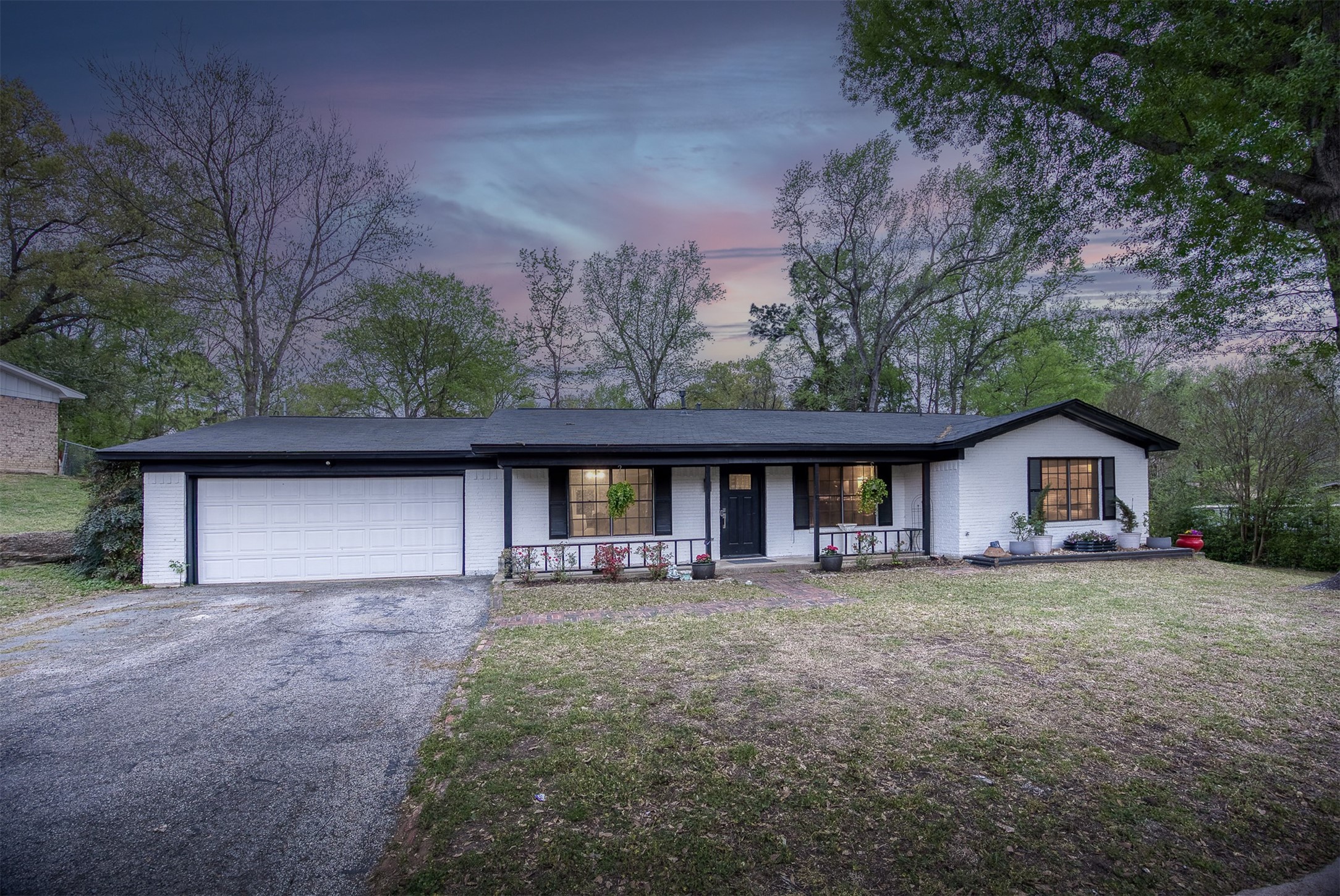 1406 E Brazos St Property Photo 20