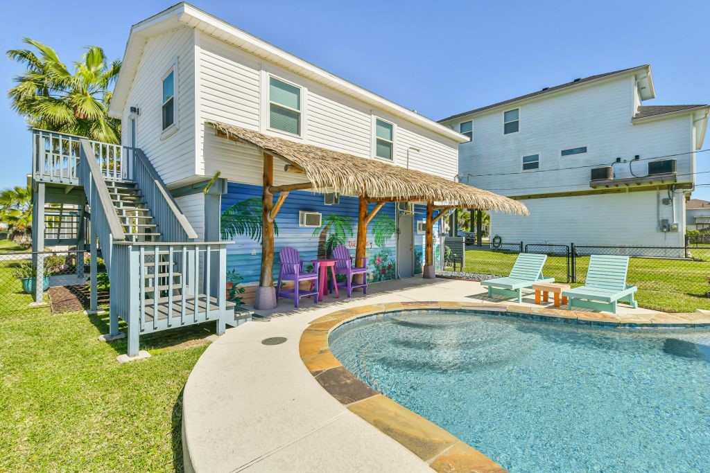 4110 Fort Bend Drive Property Photo 4