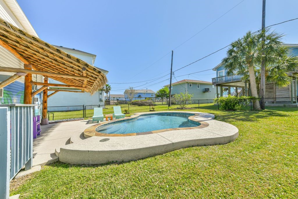 4110 Fort Bend Drive Property Photo 7