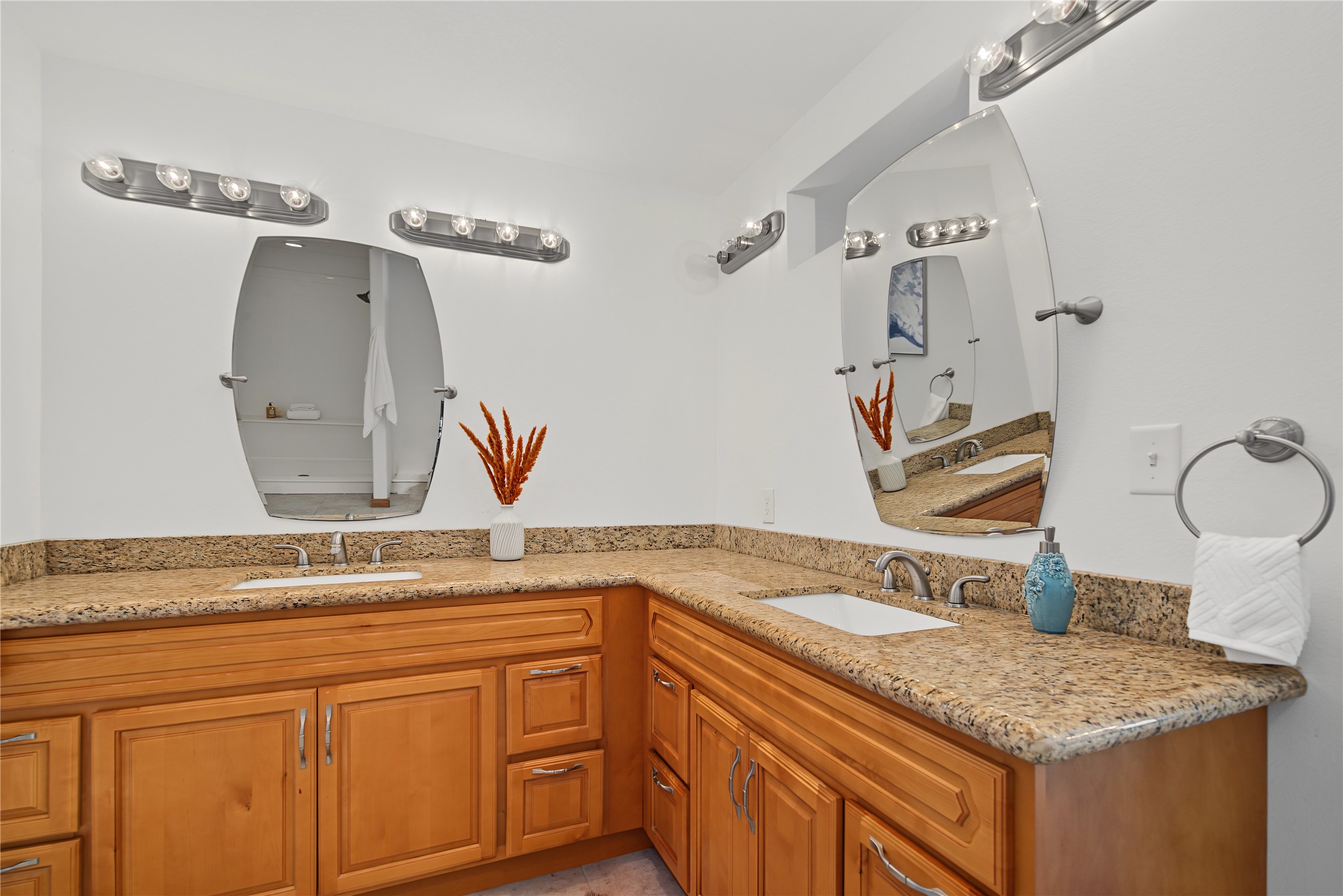 804 Bay Avenue Property Photo 26